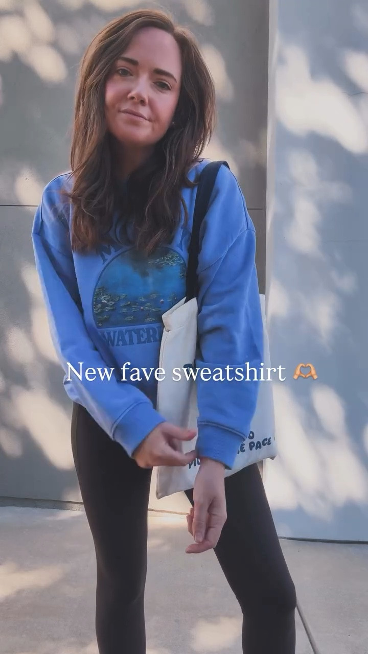 New fave sweatshirt 🫶🏼