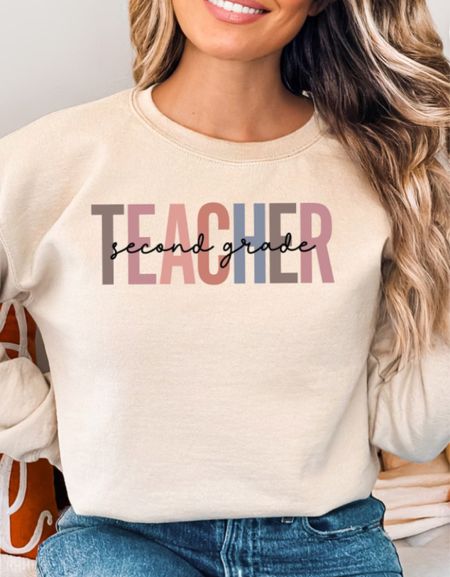 second grade teacher tops 