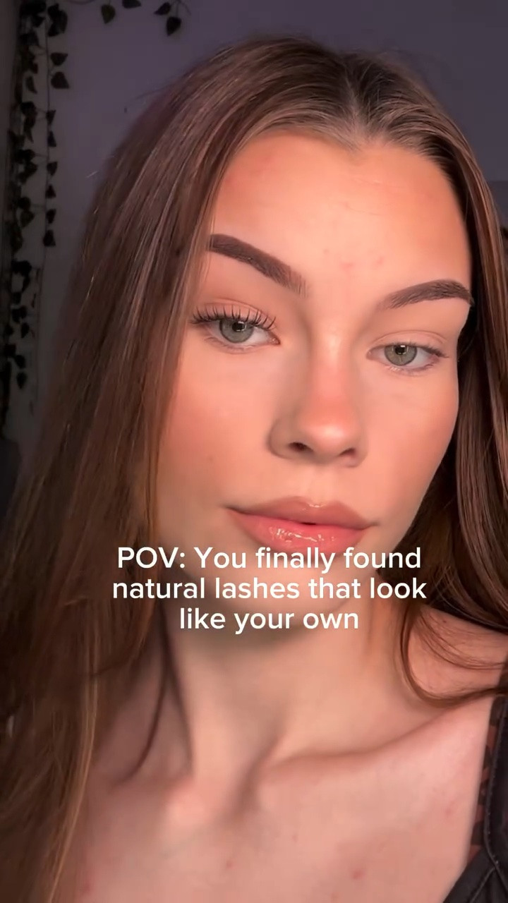 natural lashes > mascara 

#naturallashes #diyextensions #nomascaralook