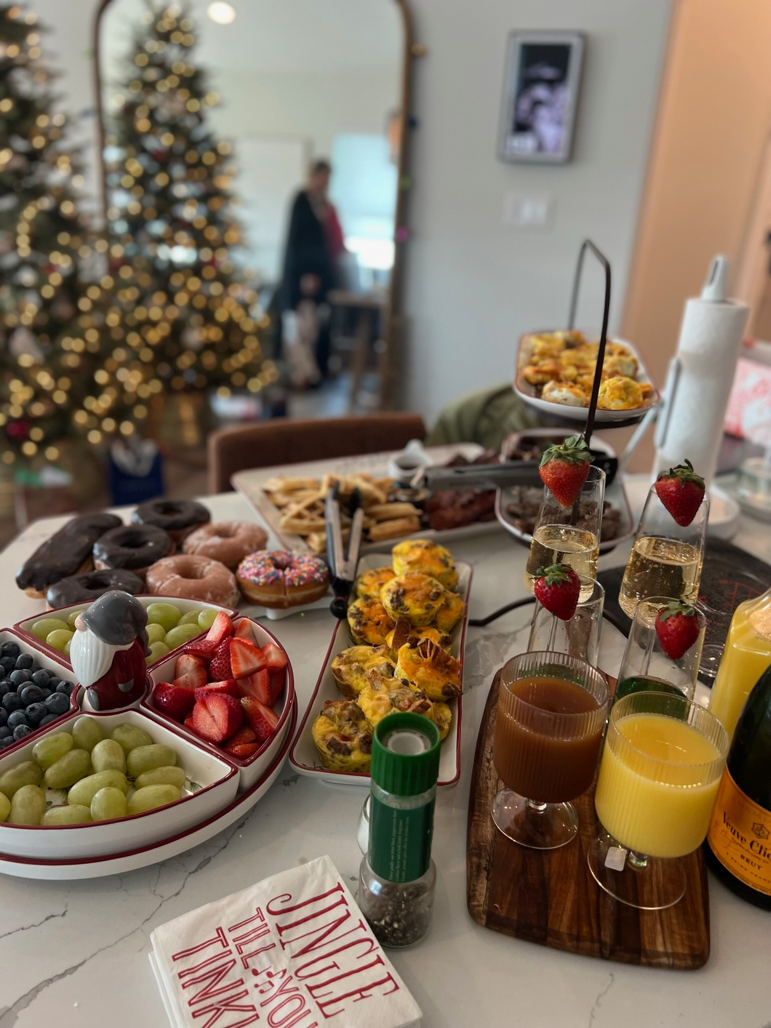 christmas morning tablescape and holiday hosting for Christmas brunch. linking the cutest holiday platters and plates for holiday hosting! 

 #LTKHoliday #LTKSeasonal #LTKParties