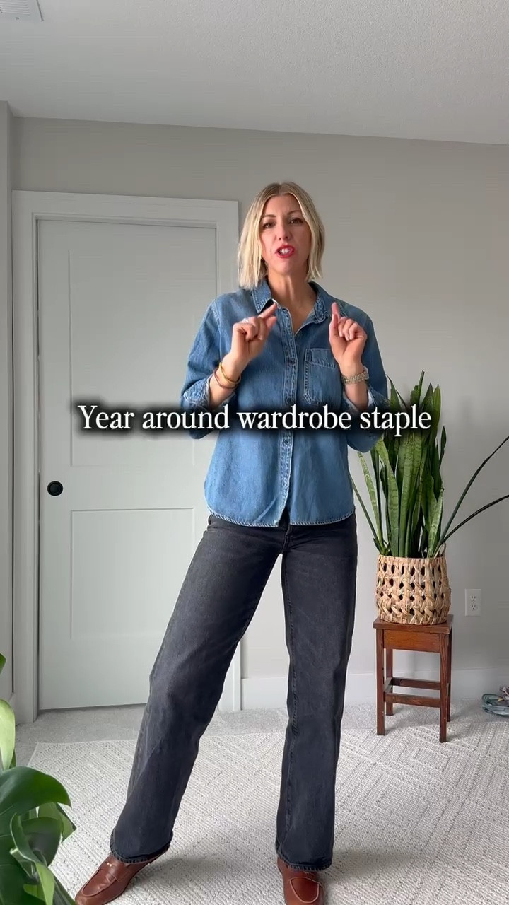 Wearing a size medium in this Target shirt. My straight leg jeans are citizens - wearing a size 27

#LTKSeasonal #LTKmomlife #LTKootd