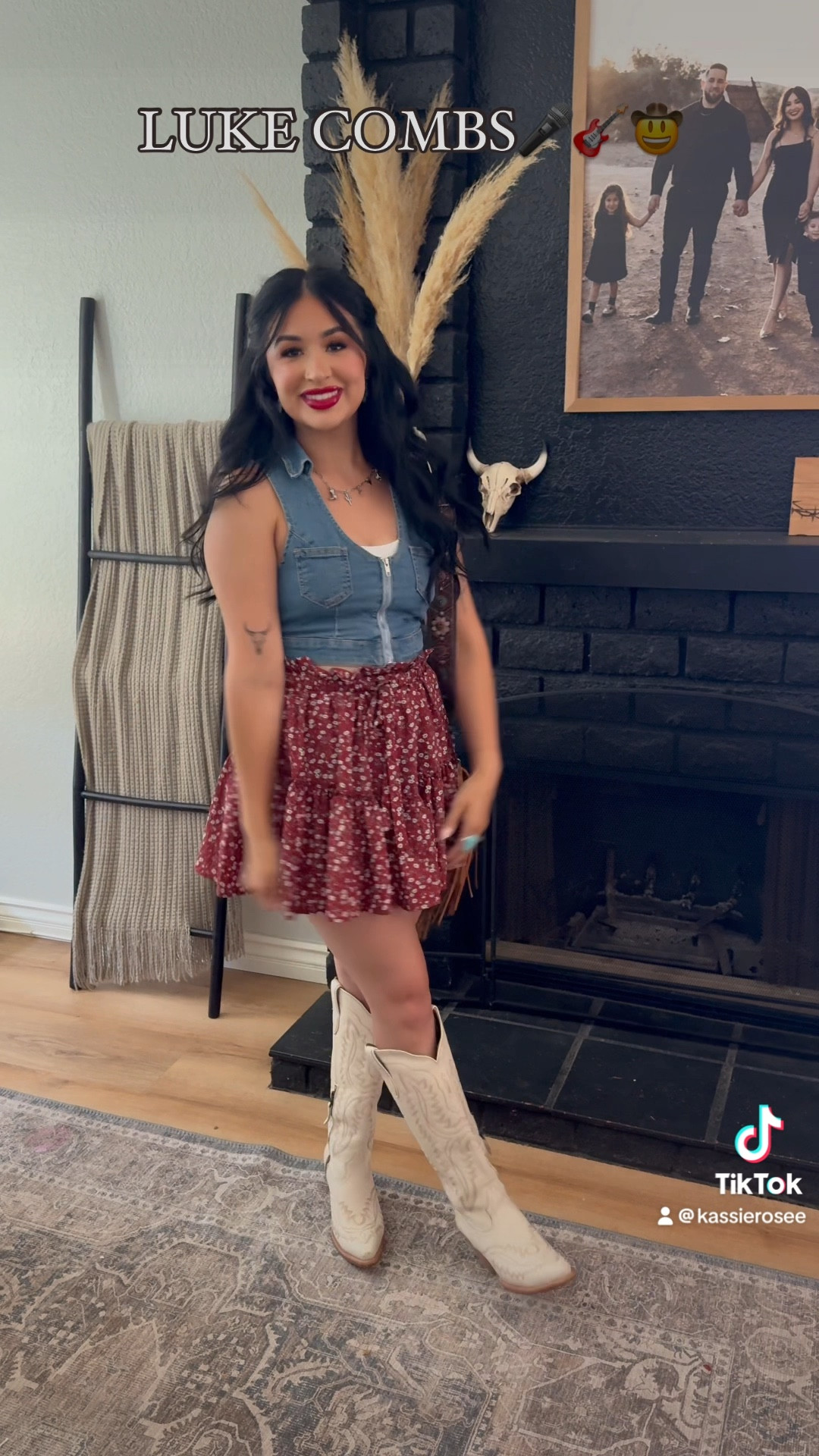 My outfit for #LukeCombs 🤠

#LTKBeauty #LTKStyleTip #LTKShoeCrush