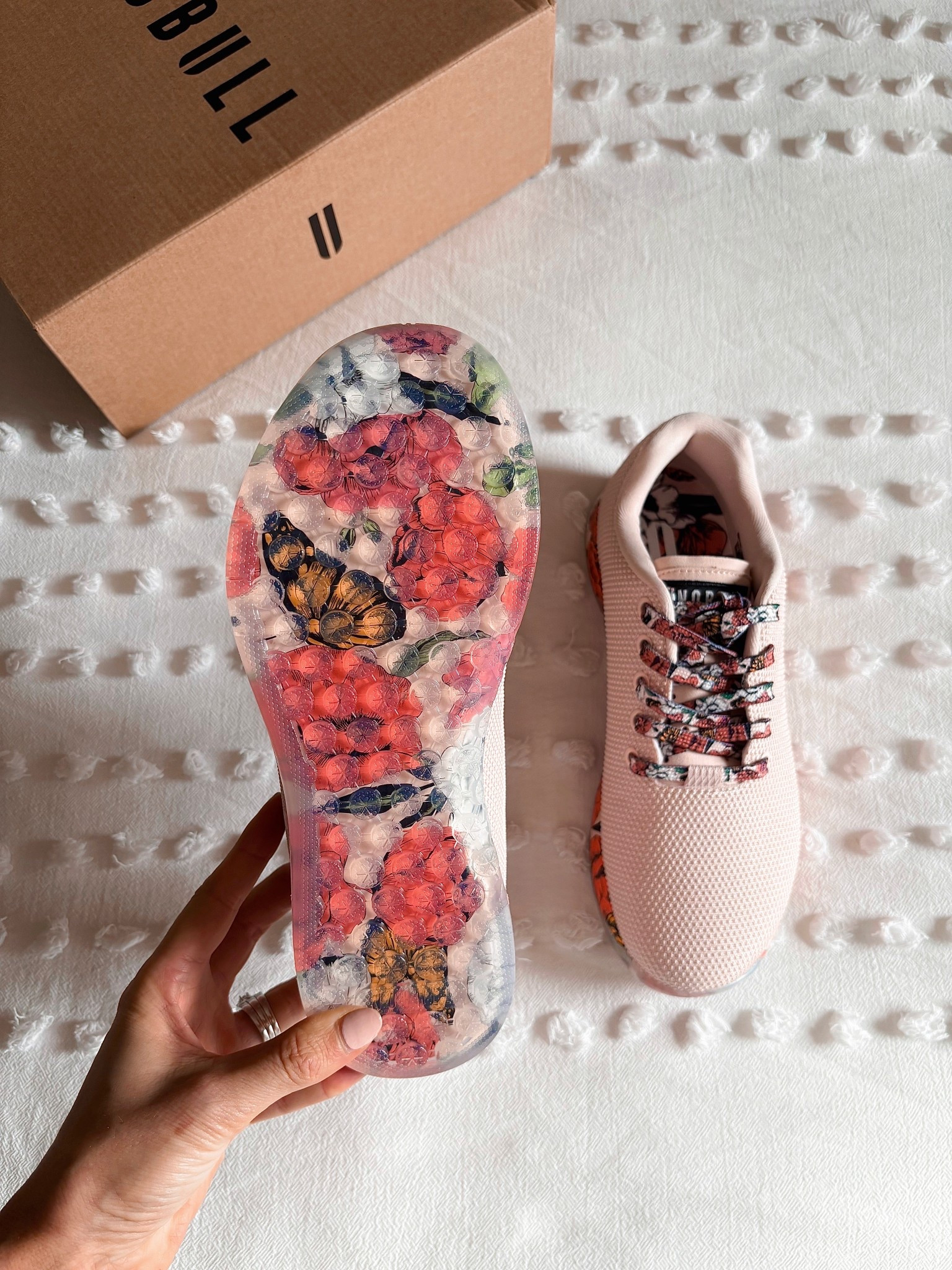 My new workout/weightlifting  sneakers!
NOBULL sneakers 
Butterfly floral sneakers

**sizing:
These fit tts for me! I got an 8.5



#LTKActive #LTKootd #LTKfitnessgoals