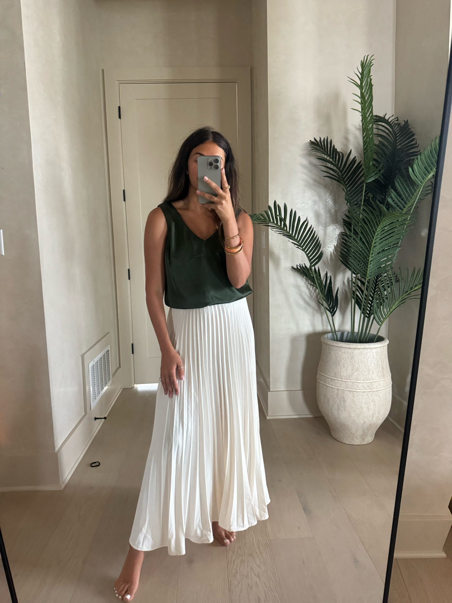 Top: small
Bottom: small

This satin shirt is $24 and great quality! 
@walmart @walmartfashion #walmartpartner #walmartfashion

#LTKstyletip