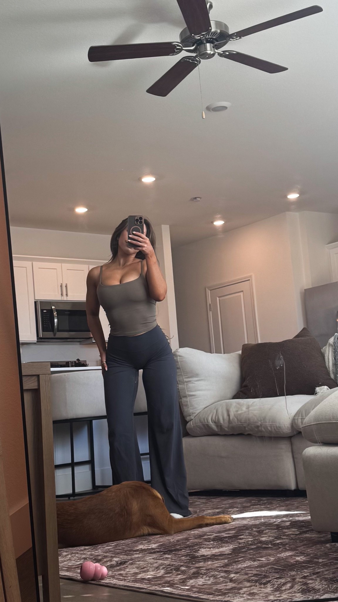 wfh fit 🤎

#LTKHome #LTKfitnessgoals #LTKootd