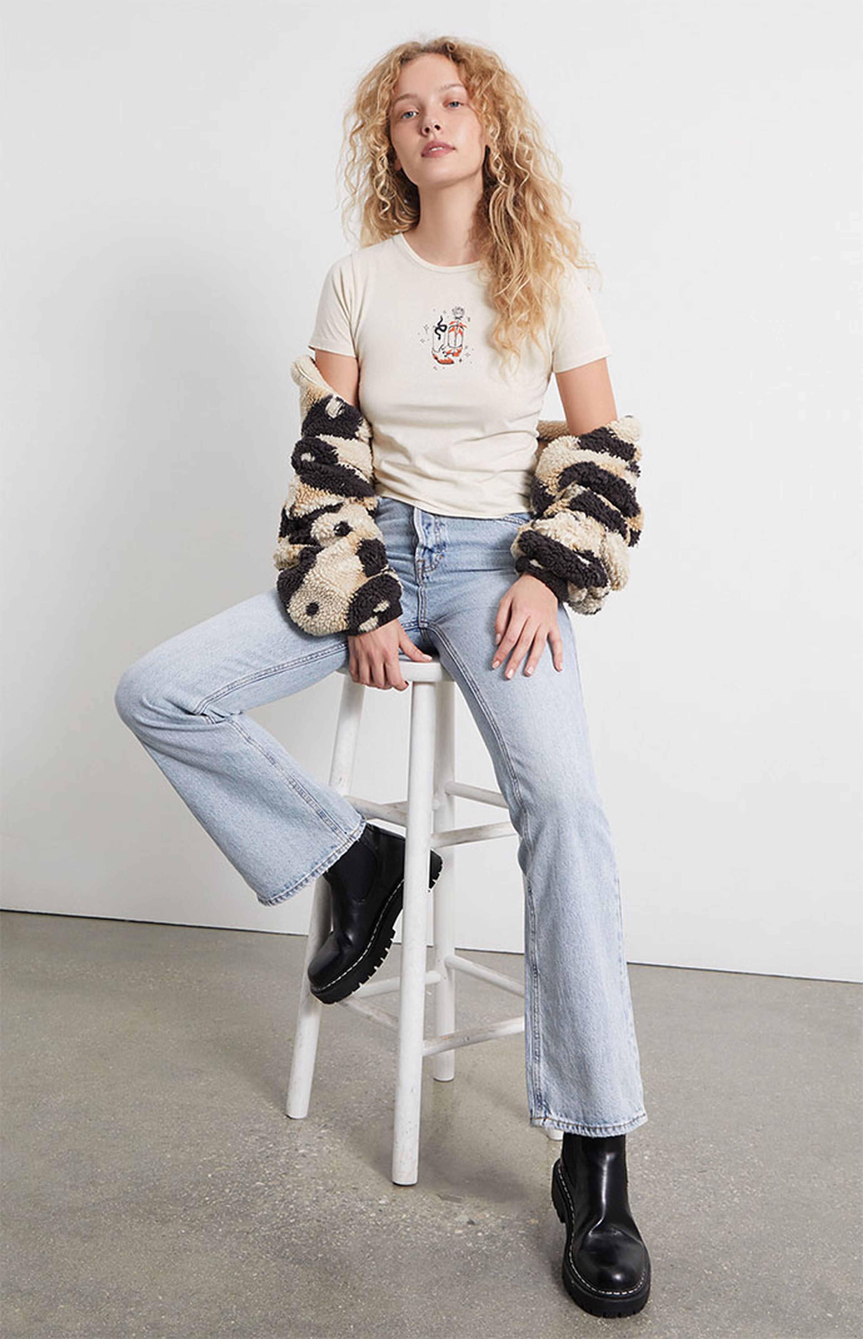 Golden Hour Cowboy Boot Dreams T-Shirt | PacSun