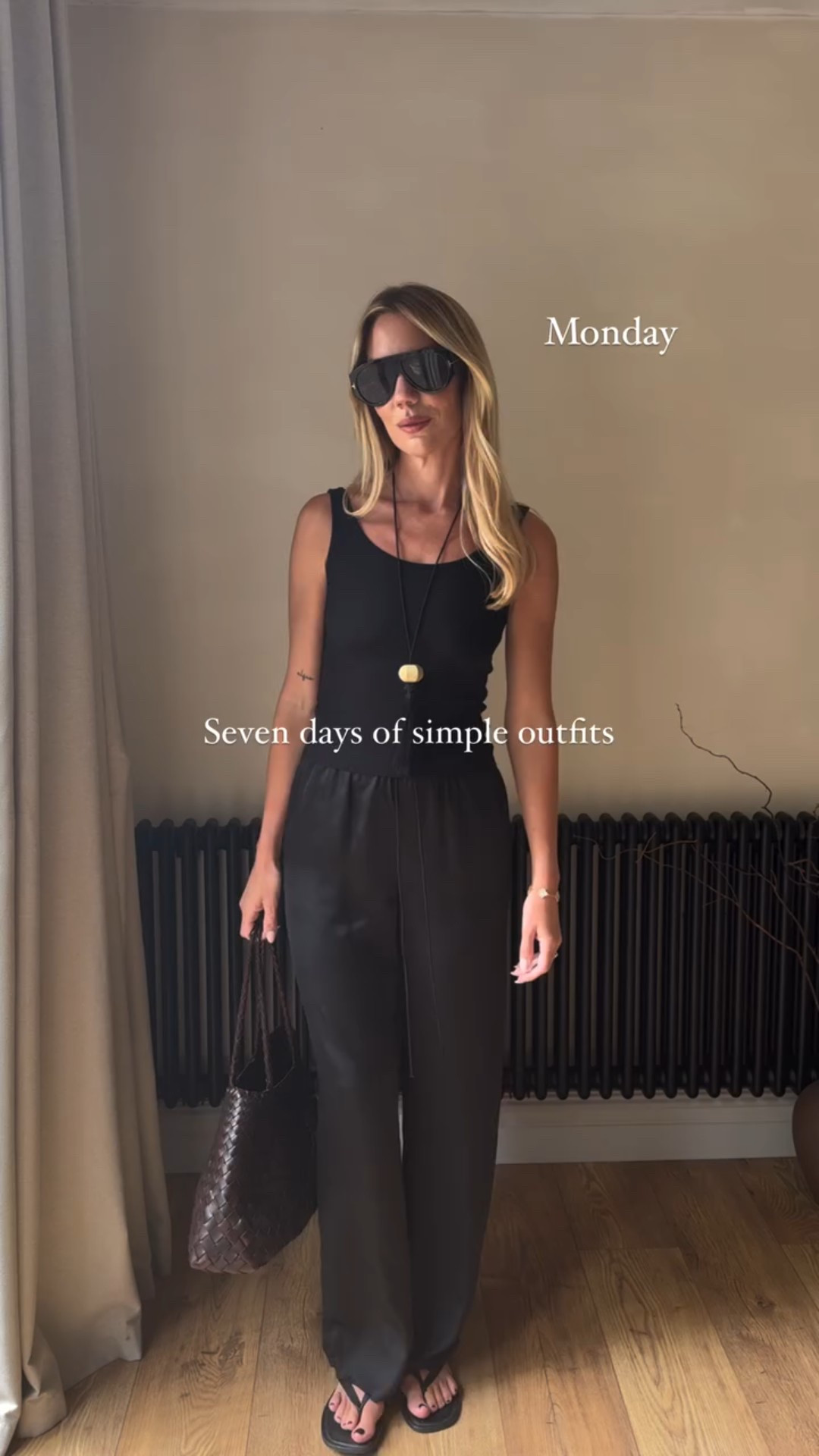 Back again with the Sunday outfit inspo for the week ahead 💫

I’ve done the thinking so you don’t have to, 7 effortless, minimal chic looks to take you through the school holidays in style.

Some elevated basics & outfits that are wearable whether you’re out chasing kids or sneaking in a quiet coffee. 

Consider it your capsule for the chaos 😂 don’t forget to save for inspo.