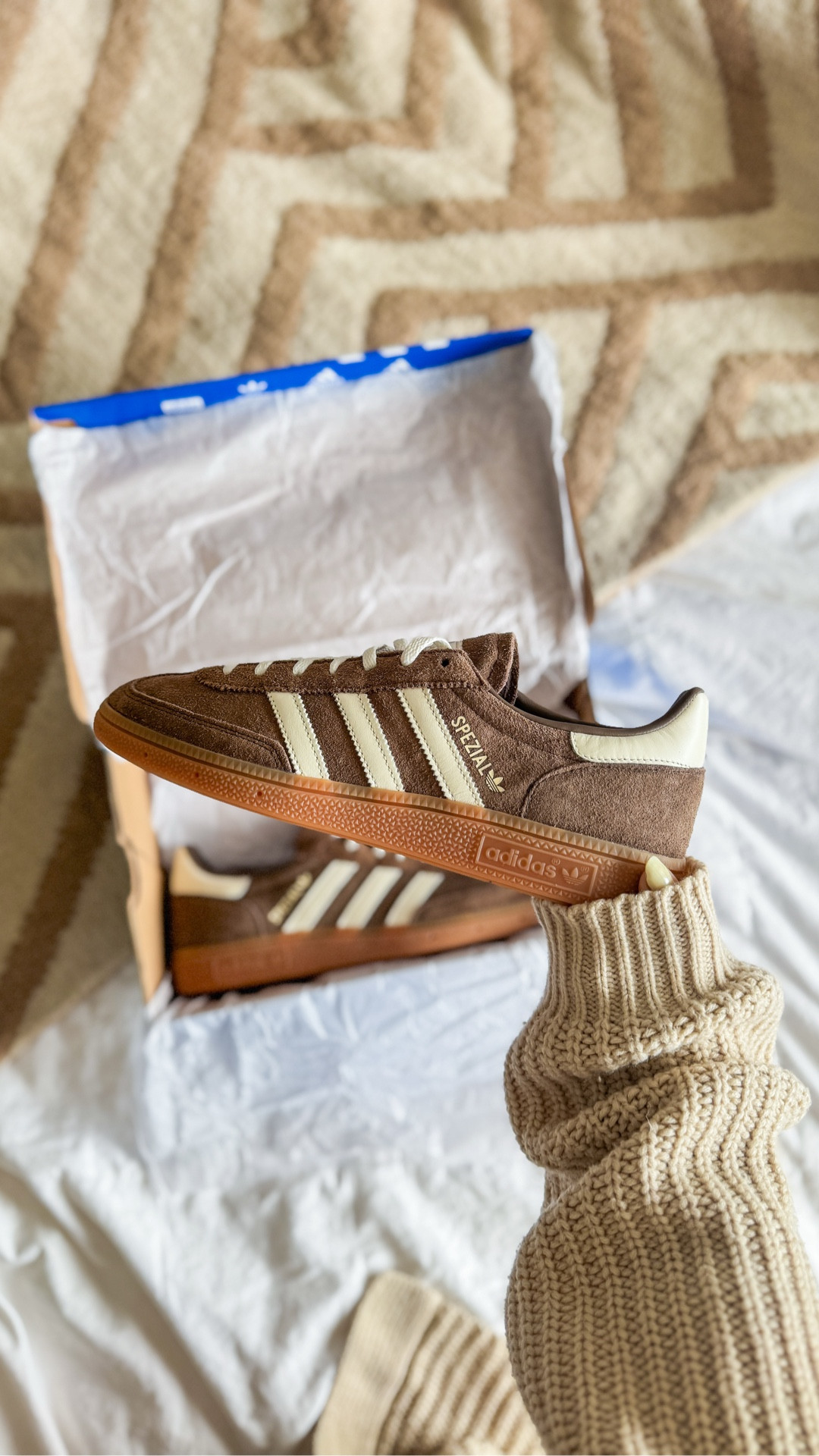 Brown Adidas Sneaker 

#LTKFallSale #LTKSeasonal #LTKShoeCrush