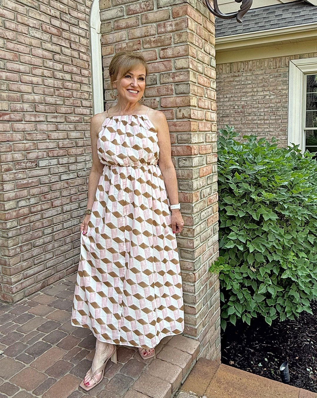 Pink and brown are one of my favorite color combinations.  So when I found this dress at, you guessed it, Banana Republic Factory, it was an immediate “add to cart”.

Besides the color combination, I love the geometric pattern on the dress, especially the flattering asymmetrical angle. The pattern is distinct, yet not too bold. While I did have to wear the dreaded strapless bra, the fabric and style of the dress helped me not to worry about the bra slipping at all.  It was very comfortable.  Last but not least, the dress has pockets!!


#LTKSeasonal #LTKOver40 #LTKStyleTip