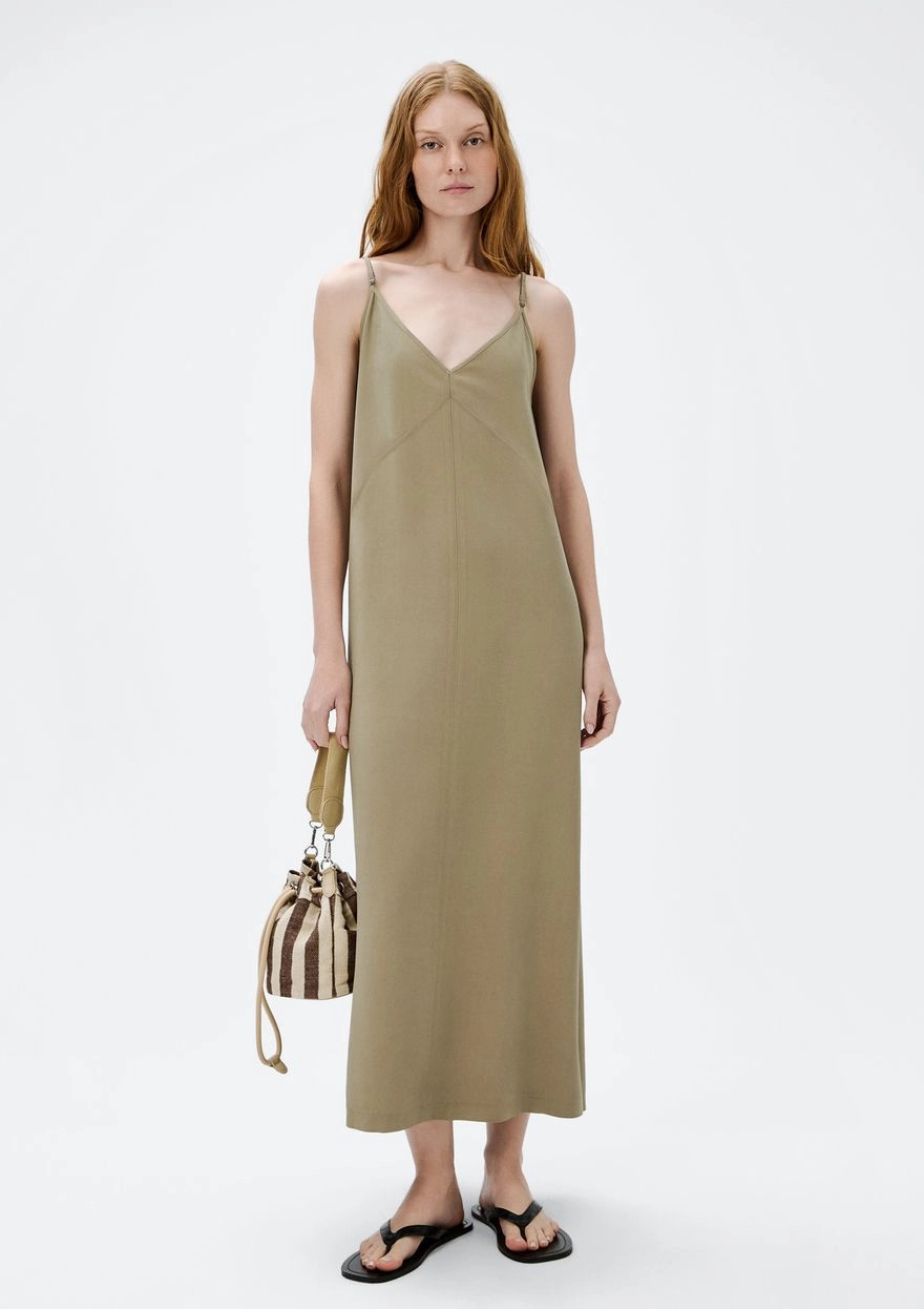 vestido midi em peach touch com fenda - bege | Hering (BR)