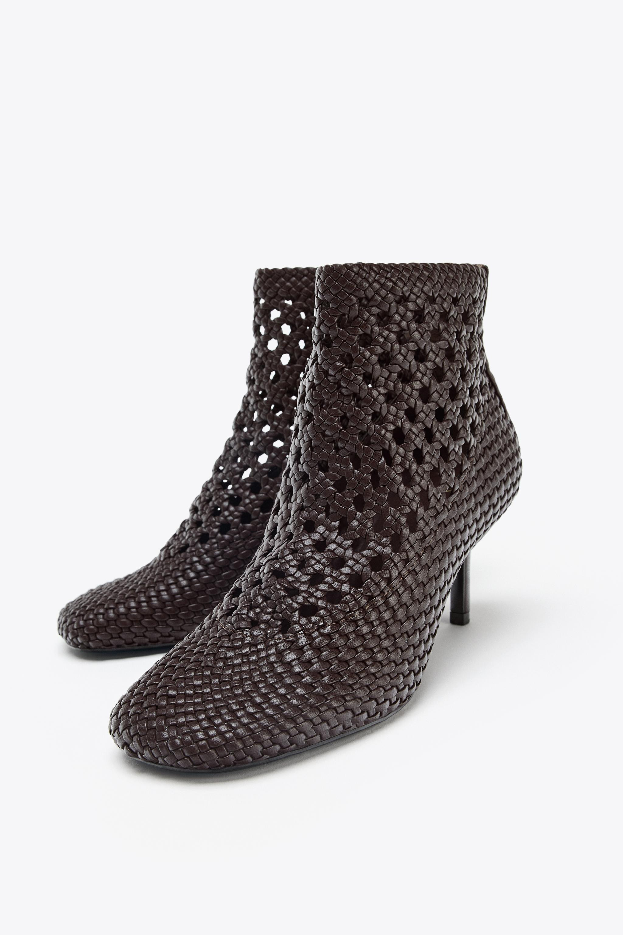 BRAIDED HEELED ANKLE BOOTS | Zara UK