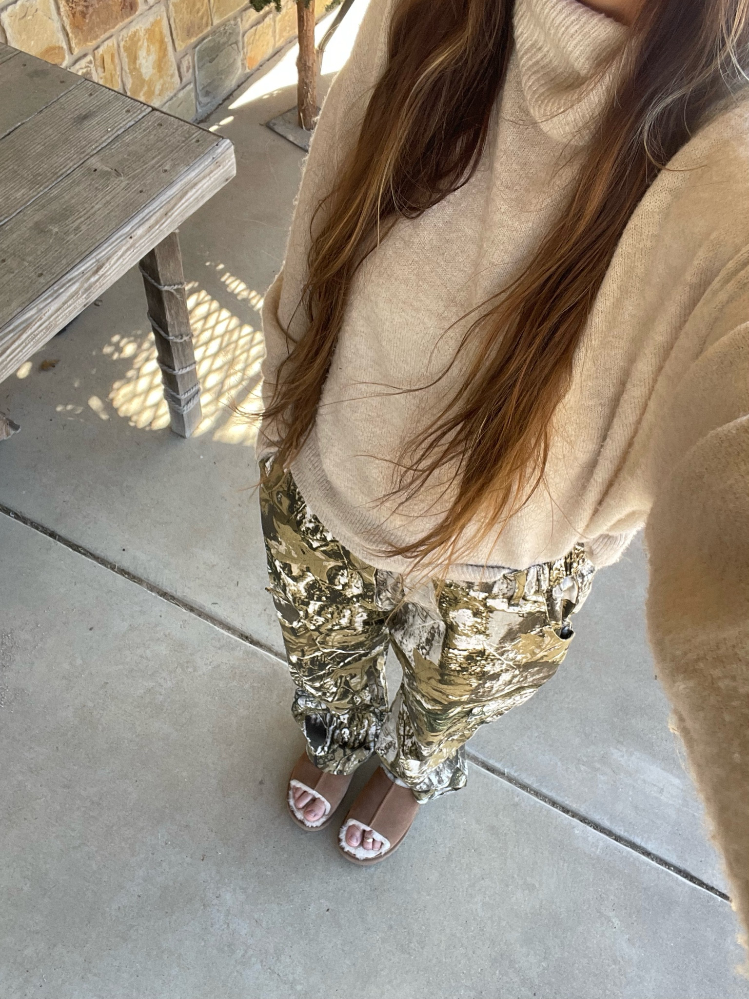 Comfy ootd 

#LTKStyleTip #LTKShoeCrush #LTKSeasonal