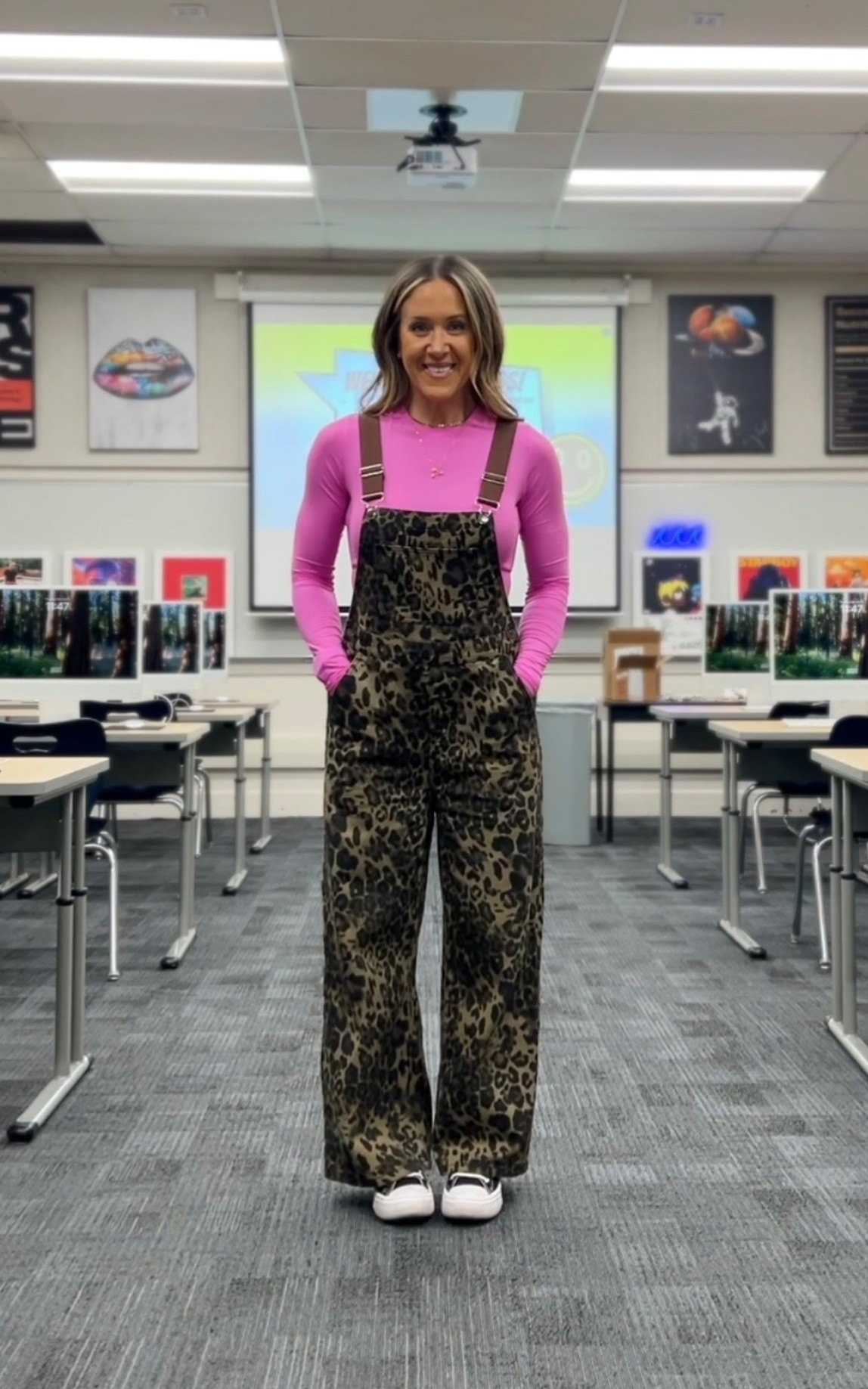 Neon🤝Leopard
Nothing new, just good old closet staples being swapped 🩷

#LTKWorkwear #LTKgrwm #LTKootd