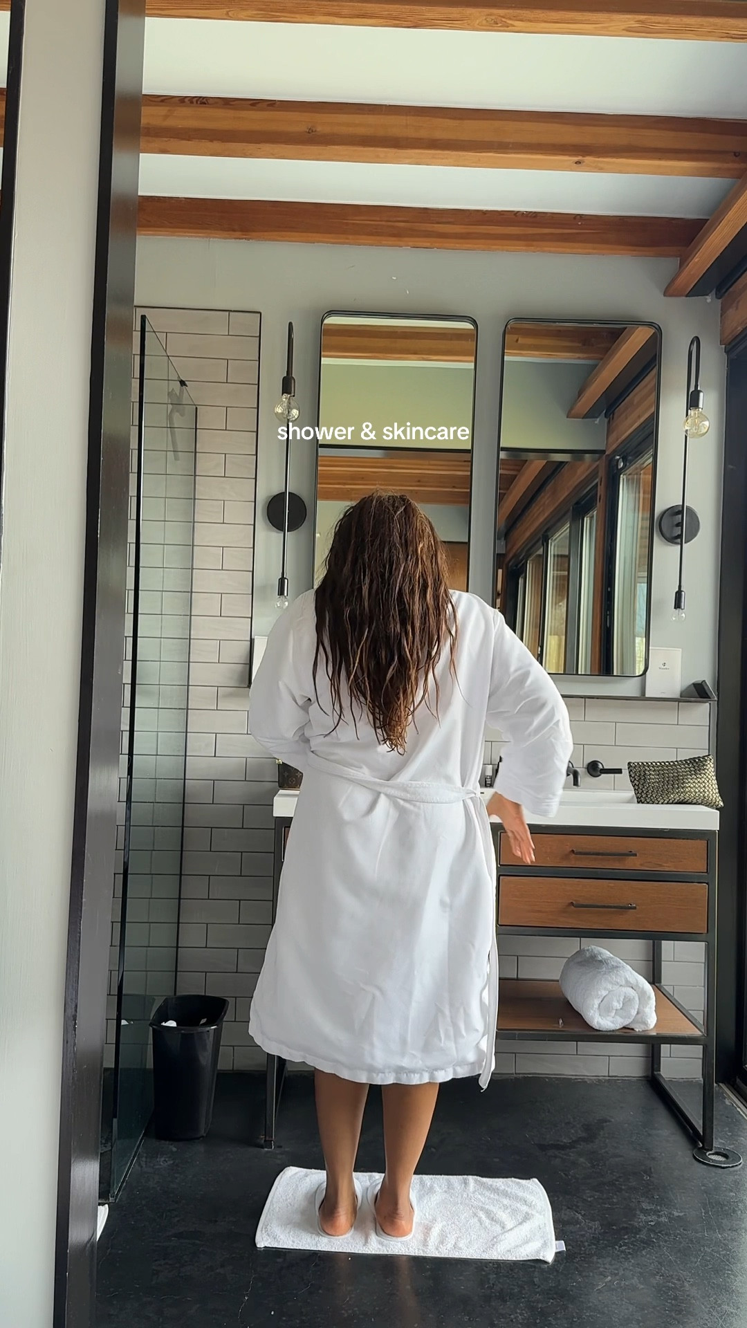 Day in my life in upstate New York! Get ready with me for the day as I wake up, have tea, shower, and do my morning skincare. Linking all the products used below! For more links to spring outfits 2026, country concert outfits, spring dresses, date night outfits, vacation outfits beach, business casual workwear, work outfts, travel outfits, follow me on LTK! ✨

#LTKdayinmylife #LTKBeauty #LTKgrwm