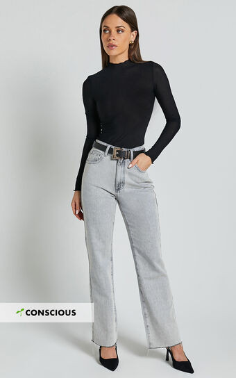 Dexter Jeans - High Waisted Straight Leg Denim Jeans in Grey Wash | Showpo (ANZ)