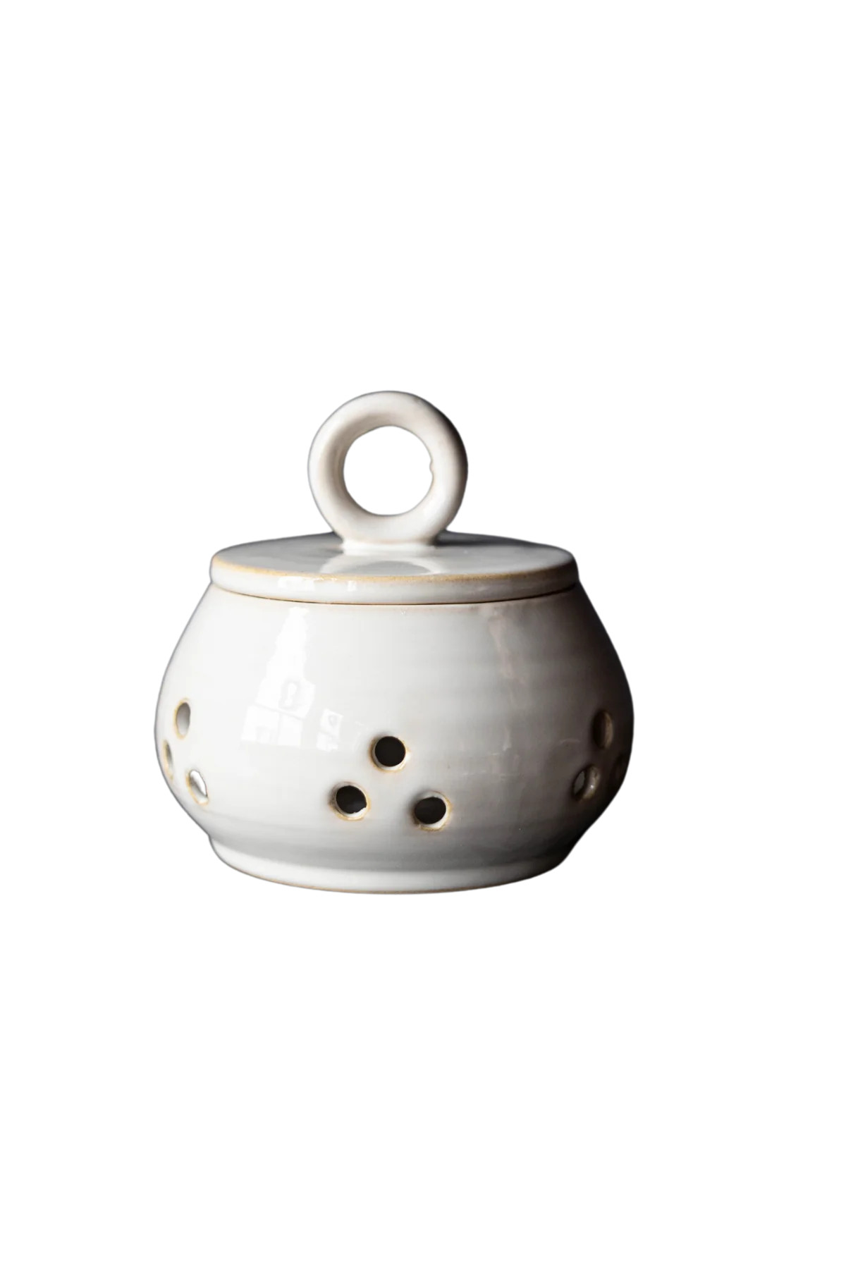 Stoneware Garlic/Onion Keeper | Luxe B Co