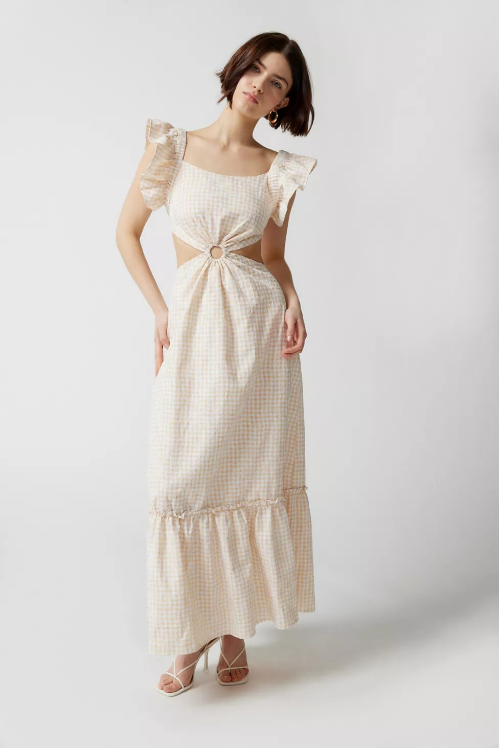 En Saison Kimmie Gingham Maxi Dress | Urban Outfitters (US and RoW)
