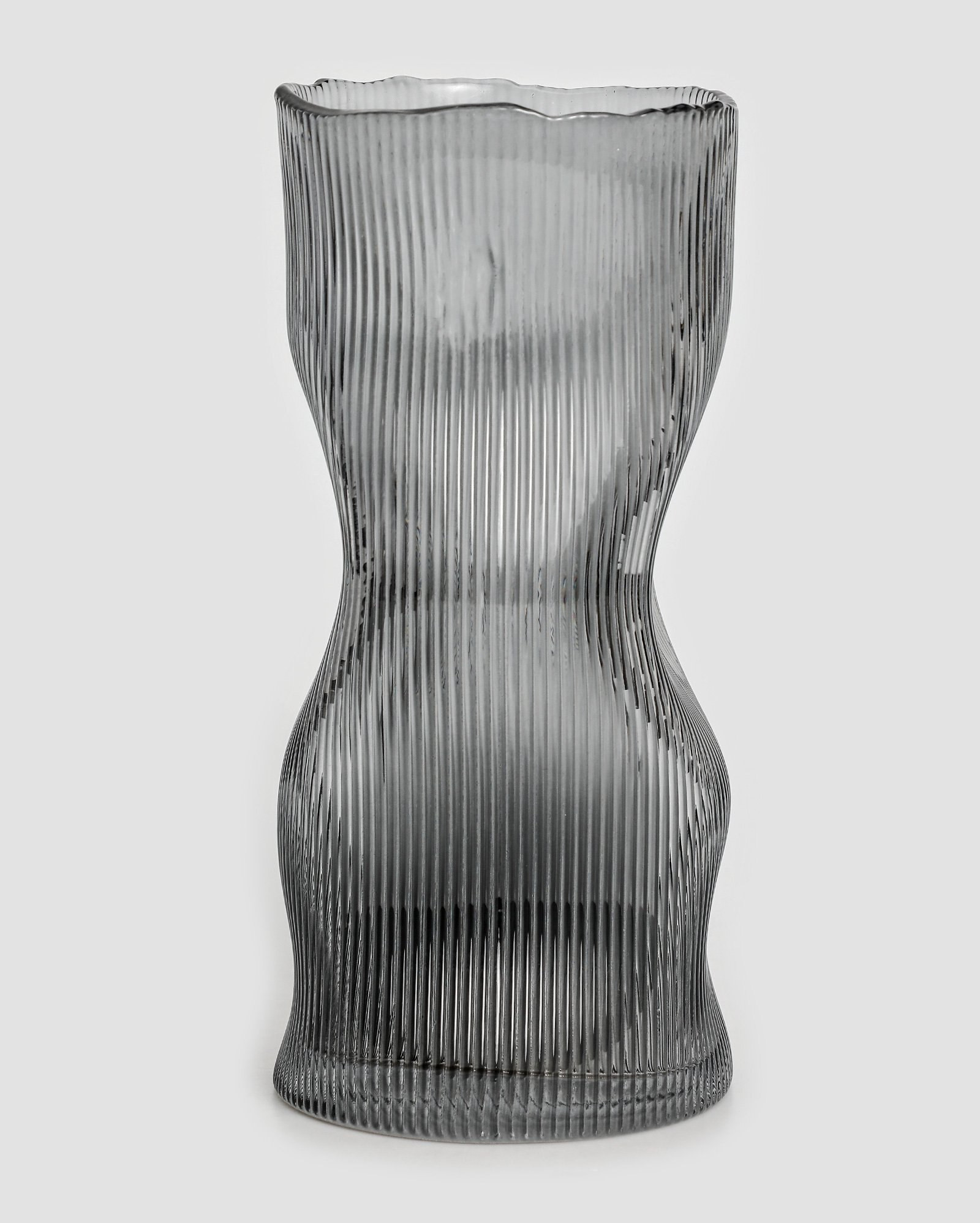 Vaso de vidro Milano assimétrico 26cm preto | Casa Riachuelo | Riachuelo (BR)