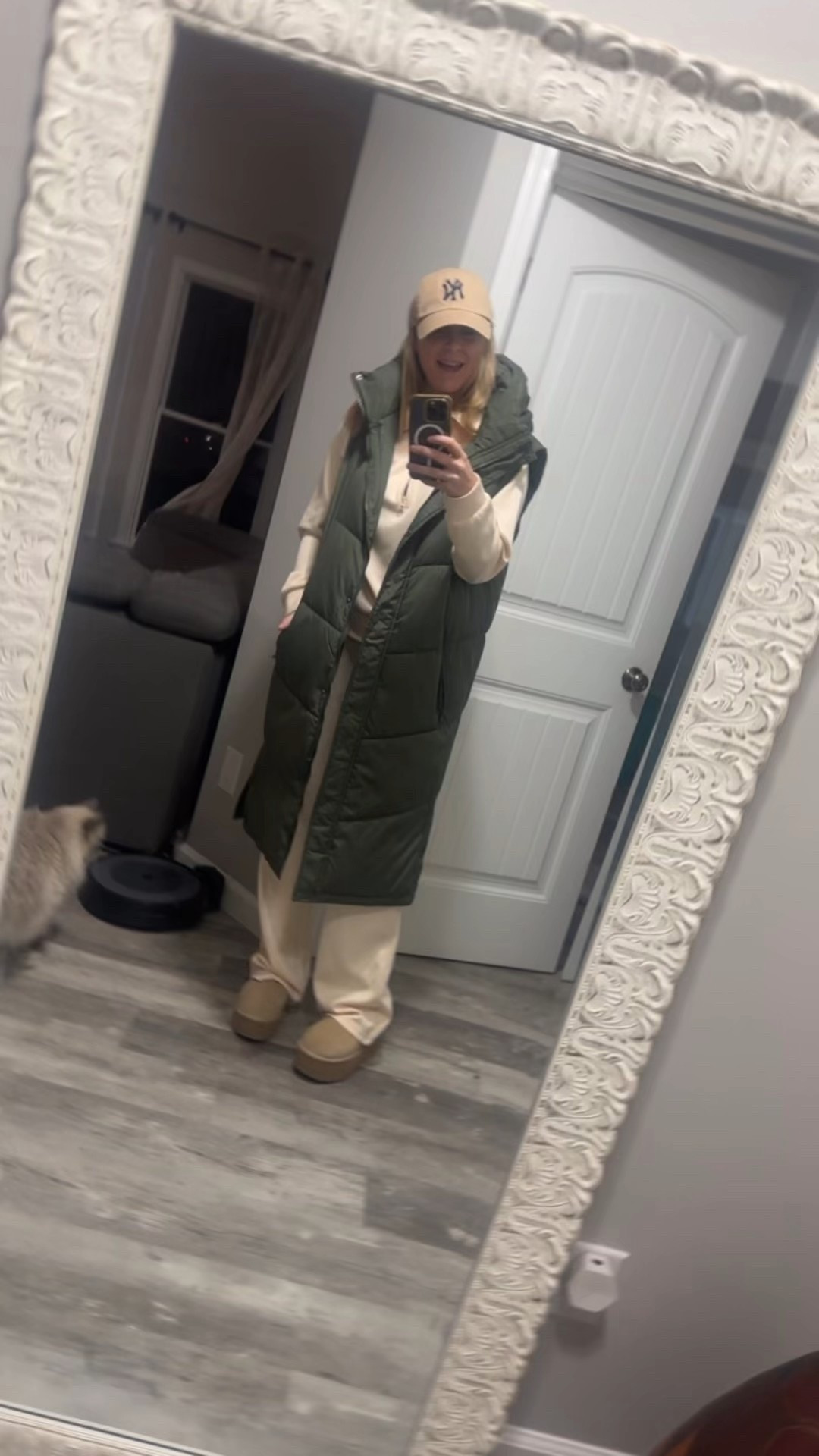 All the fall vibes 💁🏼‍♀️

#LTKOver40 #LTKActive #LTKSeasonal