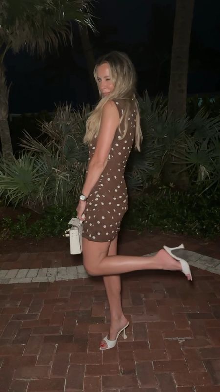 How adorable is this polka dot mini dress from Abercrombie? The best part is it’s on sale for only $60! I’m wearing an XS

#LTKFindsUnder100 #LTKStyleTip #LTKTravel