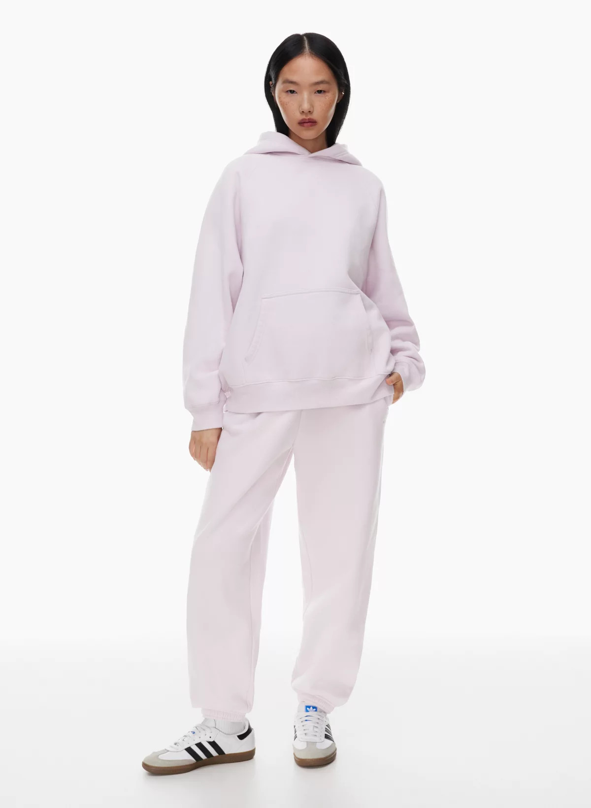 COZY FLEECE MEGA RAGLAN™ HOODIE | Aritzia
