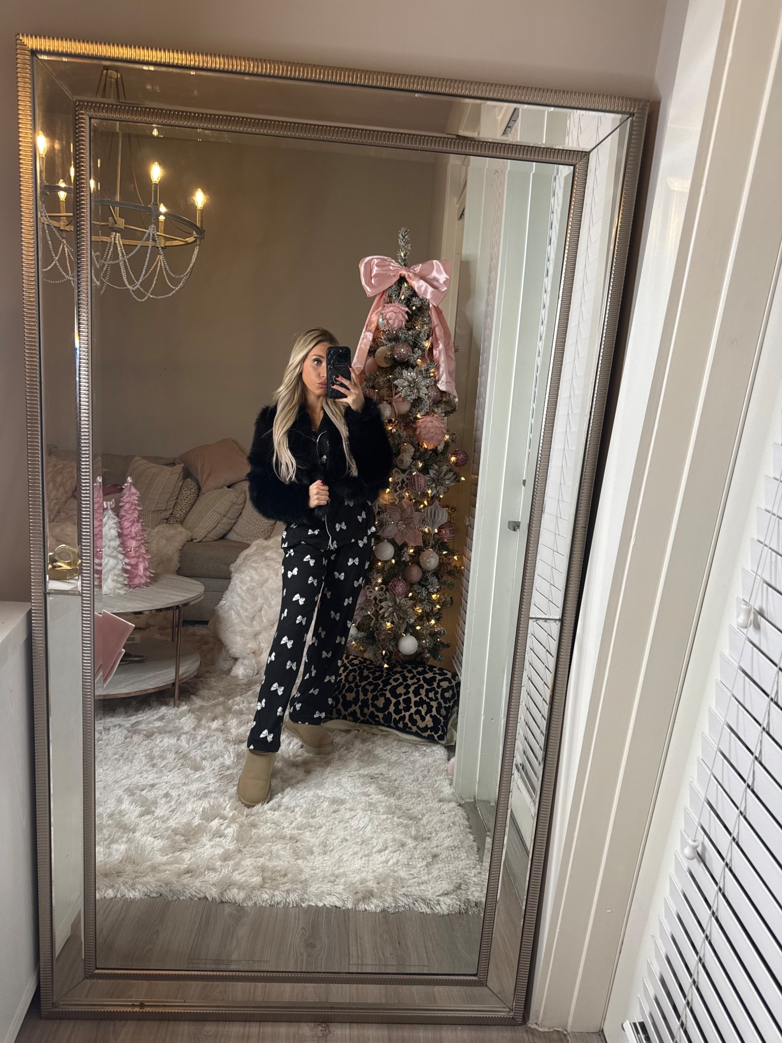 Matching my Christmas tree energy with this cozy fit for my holiday cookie swap Cozy fit for my holiday cookie swap 🍪 🎀✨

#LTKHoliday #LTKSeasonal #LTKPetite