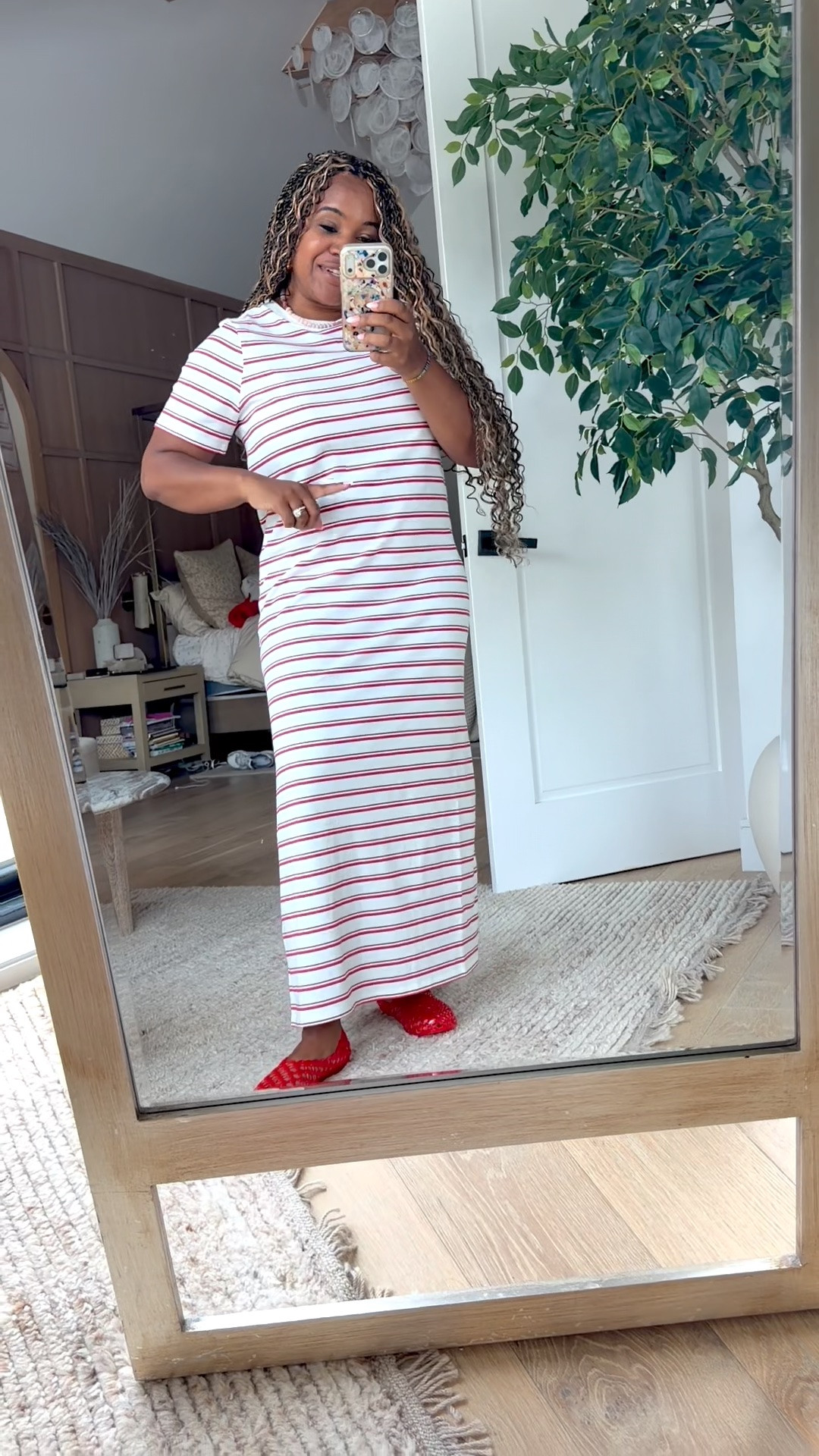 If you want a 4th of July dress look no further 👏🏾

#LTKSaleAlert #LTKgrwm #LTKootd