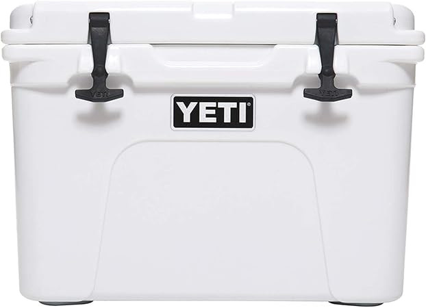 Amazon.com : YETI Tundra 35 Cooler, White : Sports & Outdoors | Amazon (US)