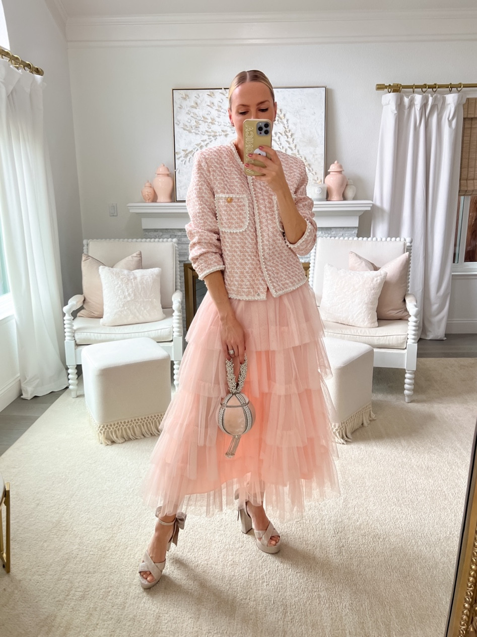 Blazer from Urban Revivo. Use code VLEVY https://bit.ly/3G3zzVX

Tulle skirt is older but linking lots of current options! 

#LTKitbag #LTKSeasonal #LTKHoliday