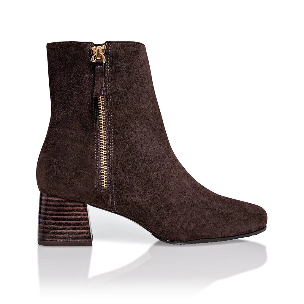 Arina Bootie Cafe Kid Suede | Joan Oloff Shoes