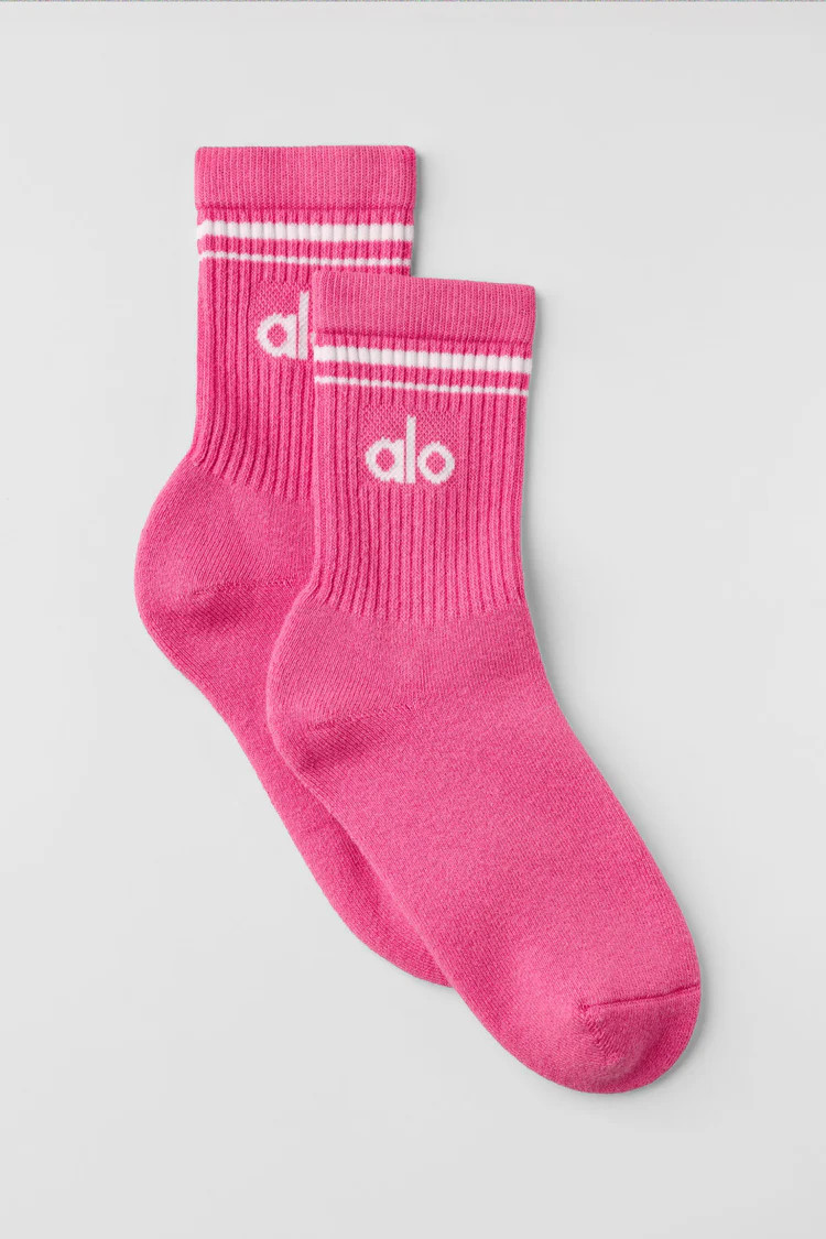 Unisex Half-Crew Throwback Sock - Paradise Pink/White | Alo Yoga (US)