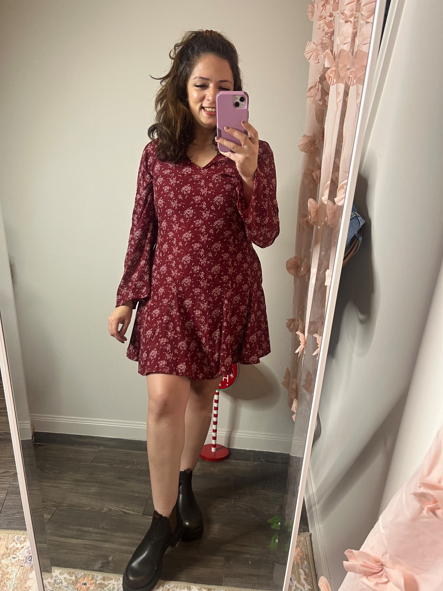 Thanksgiving look in the cutest bell sleeve dress love the color and fit wearing a size XS



#LTKootd #LTKHoliday