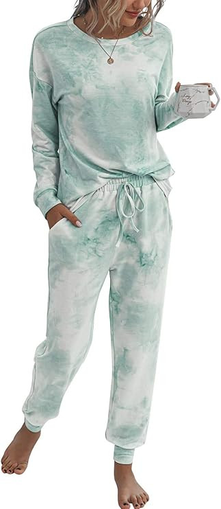 PRETTYGARDEN Women’s Tie Dye Two Piece Pajamas Set Long Sleeve Sweatshirt with Long Pants Sleep... | Amazon (US)