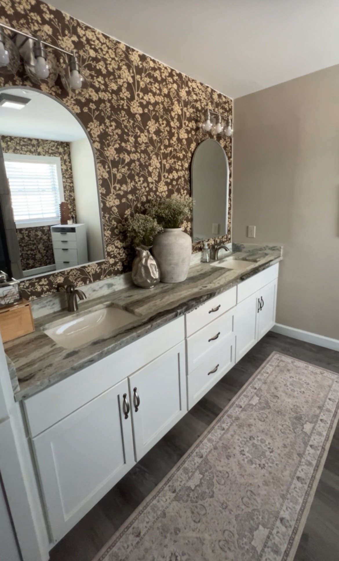Master Bathroom Makeover!