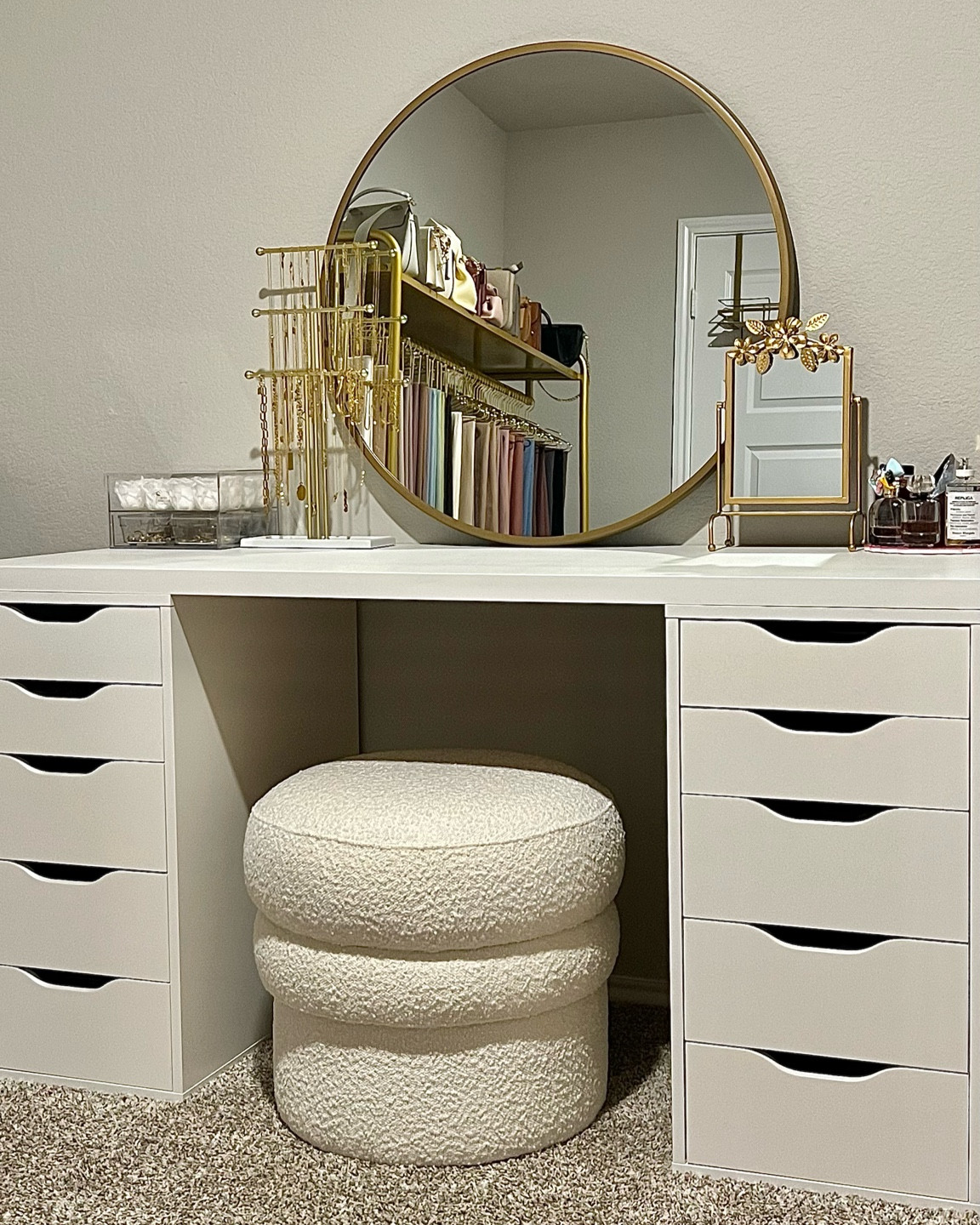 vanity 🤍🪞💄

#LTKFind #LTKbeauty #LTKhome