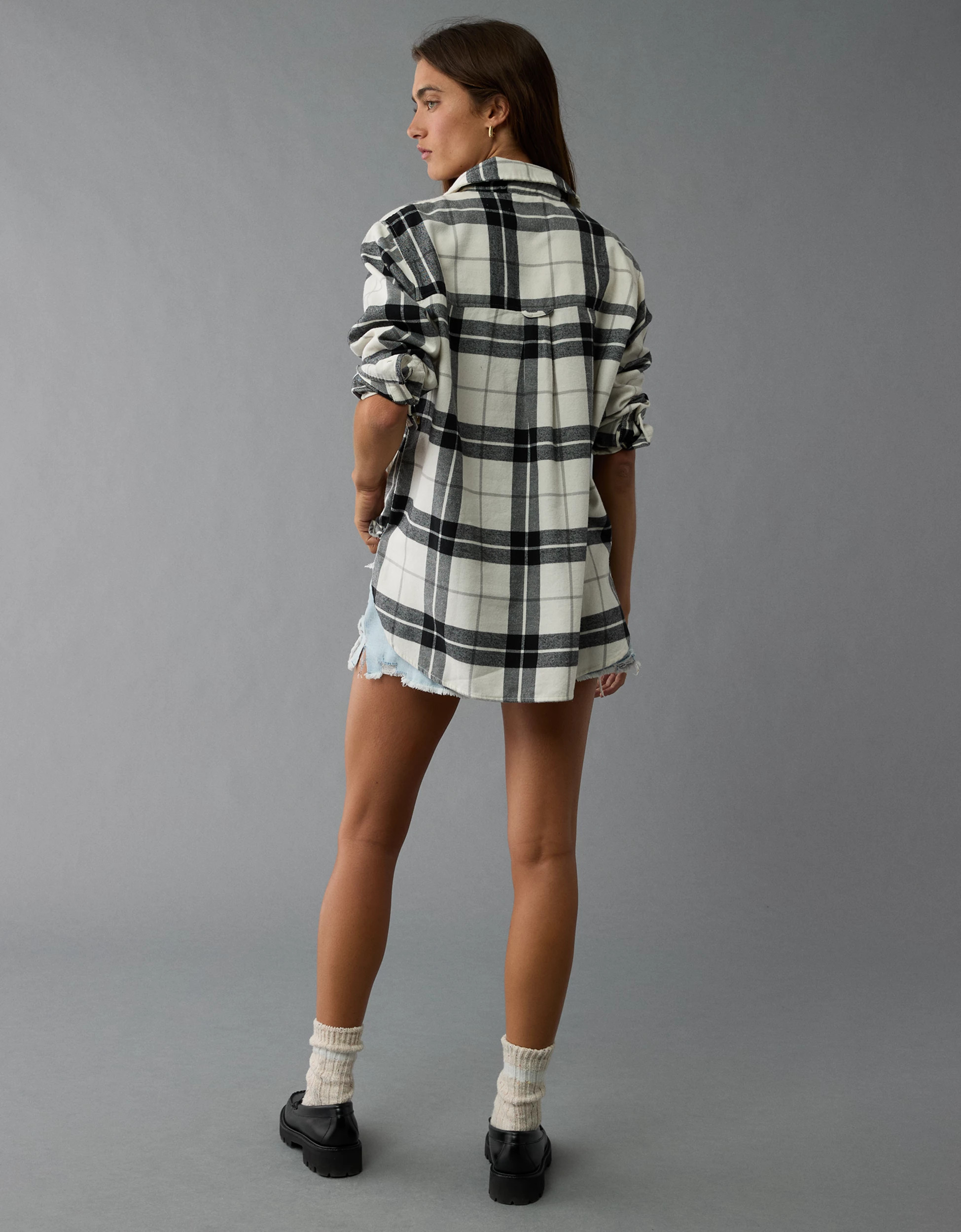 AE Oversized Plaid Button-Up Shirt | American Eagle Outfitters (US & CA)