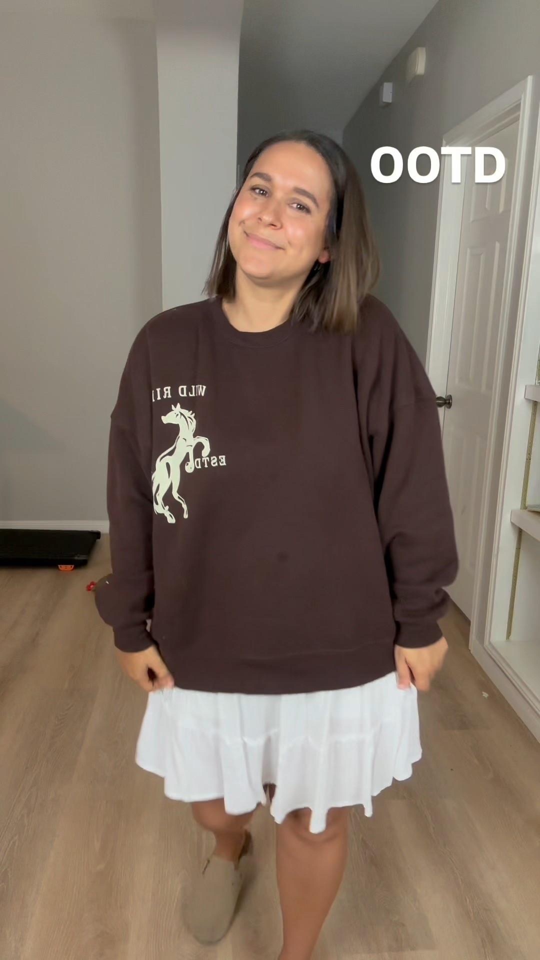 Linking up similar sweatshirts. This skirt is actually a skort! I love it!

#LTKMidsize #LTKFindsUnder50 #LTKStyleTip