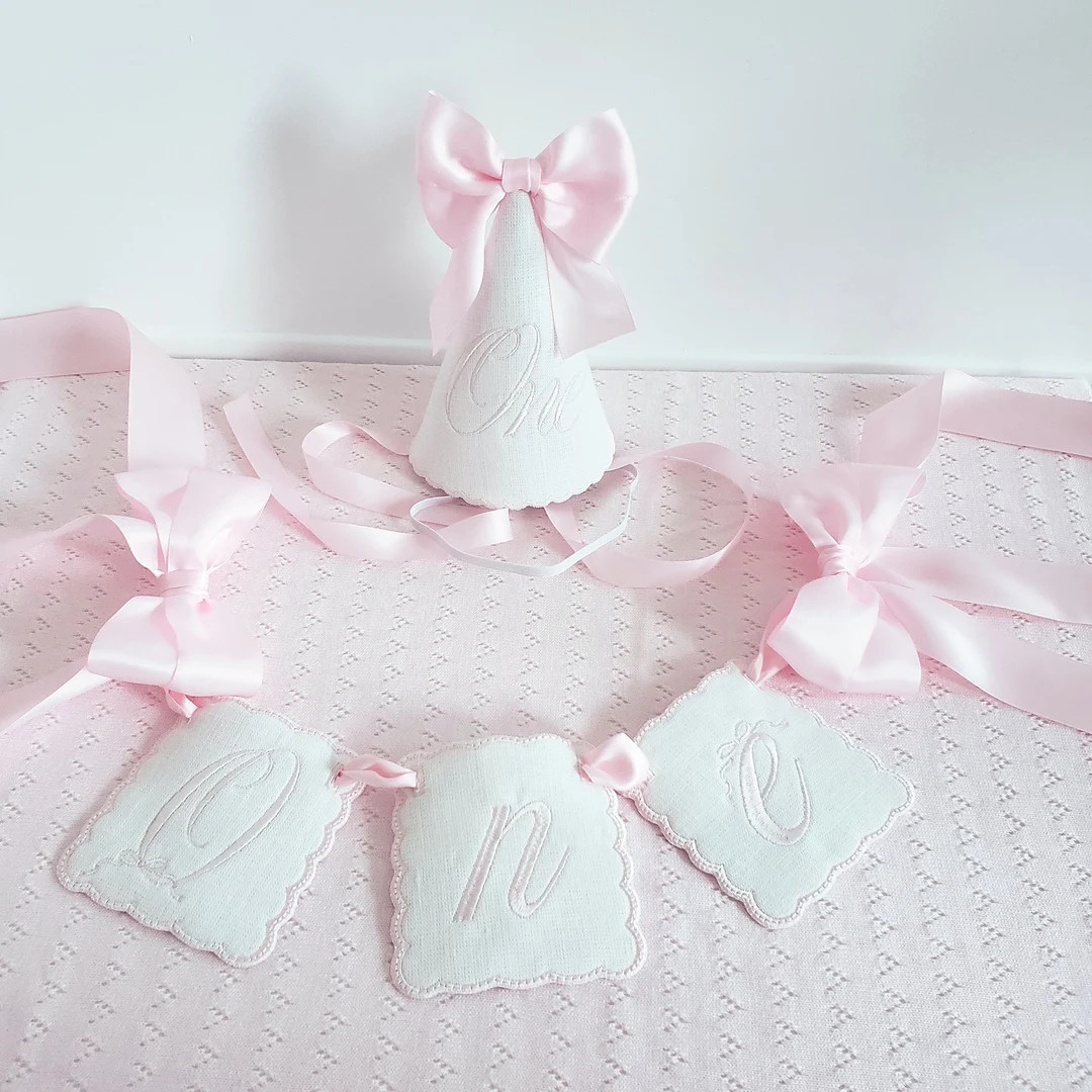 Keepsake Personalized 1st Birthday Bow Set / One Birthday Hat,garland,bib and Cake Topper/ Girls ... | Etsy (US)