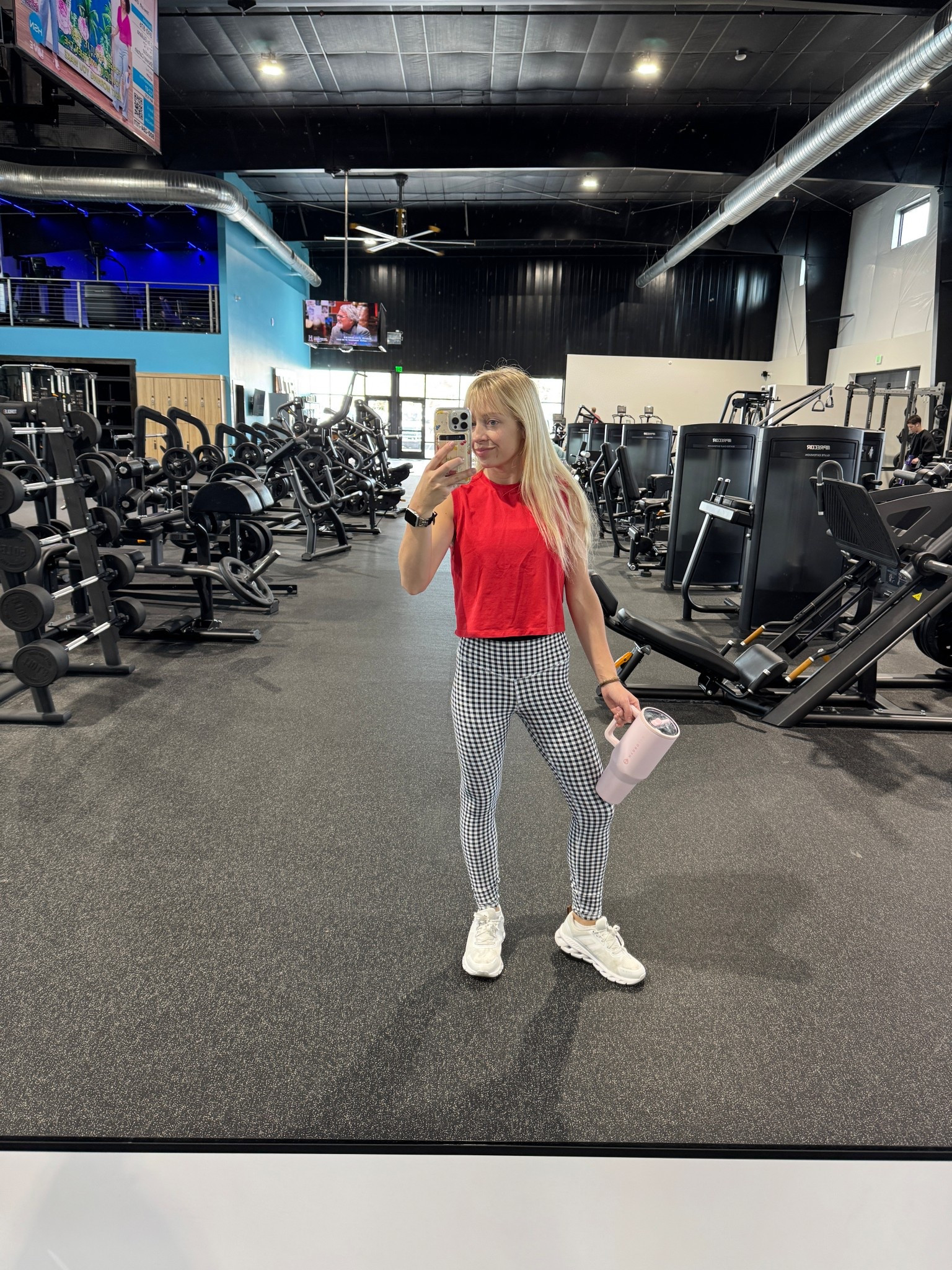 my gym outfit for this lovely friday! 

#LTKfitnessgoals #LTKootd #LTKmomlife