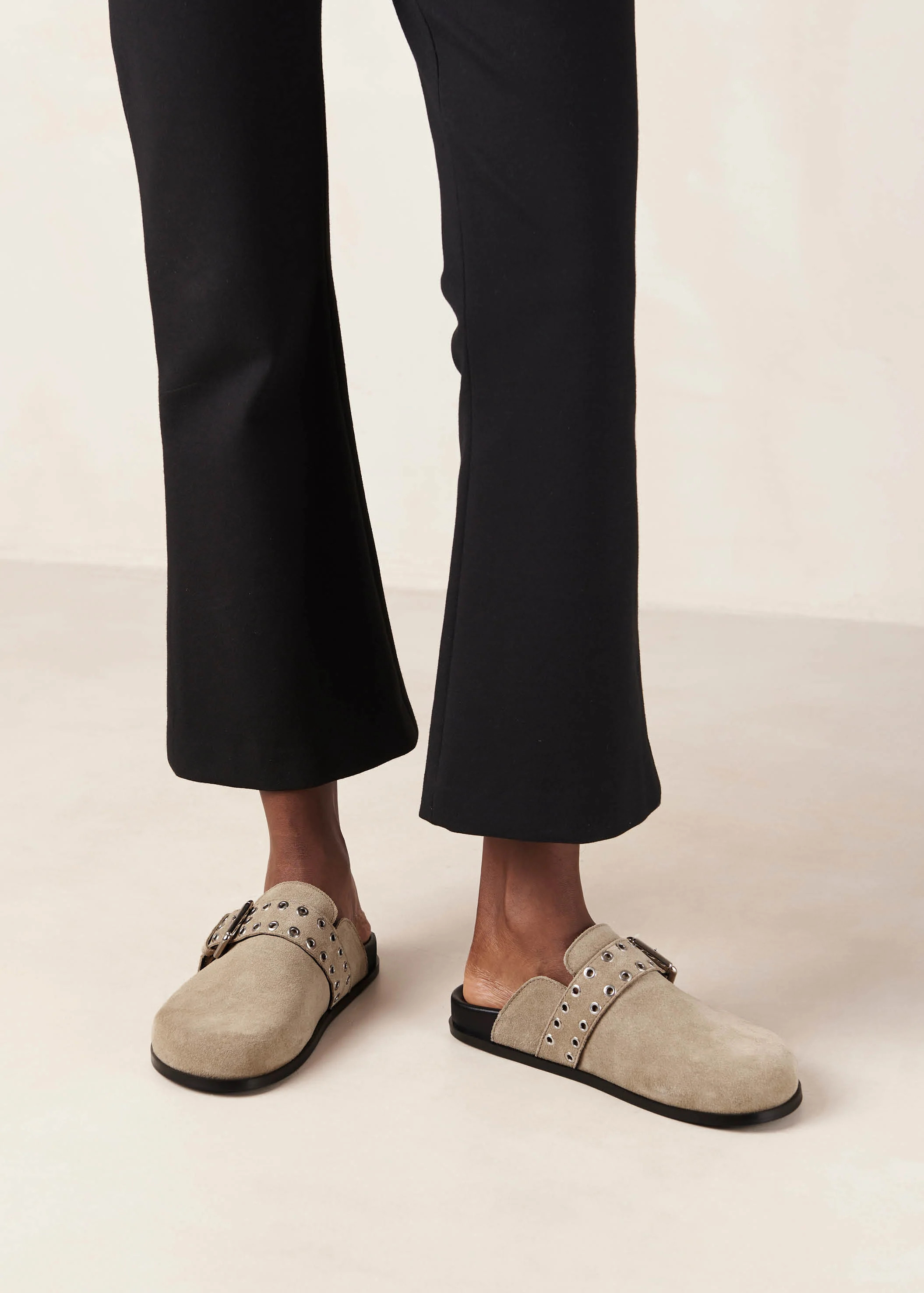 Halia Beige Leather Mules | ALOHAS | Alohas US