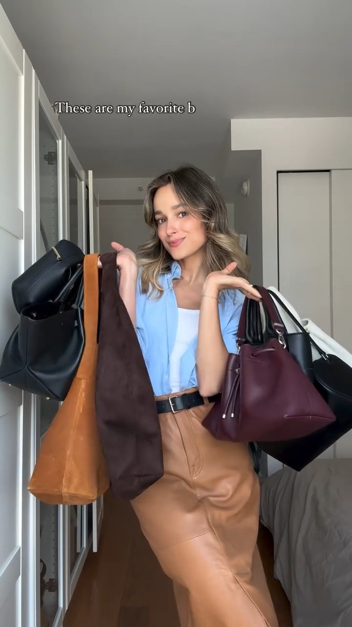 My favorite Fall/Winter bags lineup 🍁🍂✨ Which one would you steal?👀

1. @jimmychoo 
2. @vasic_newyork 
3. @polene_paris 
4. @polene_paris 
5. @madewell 
6. @gap 
7. Bottega Veneta
8. @demellierlondon