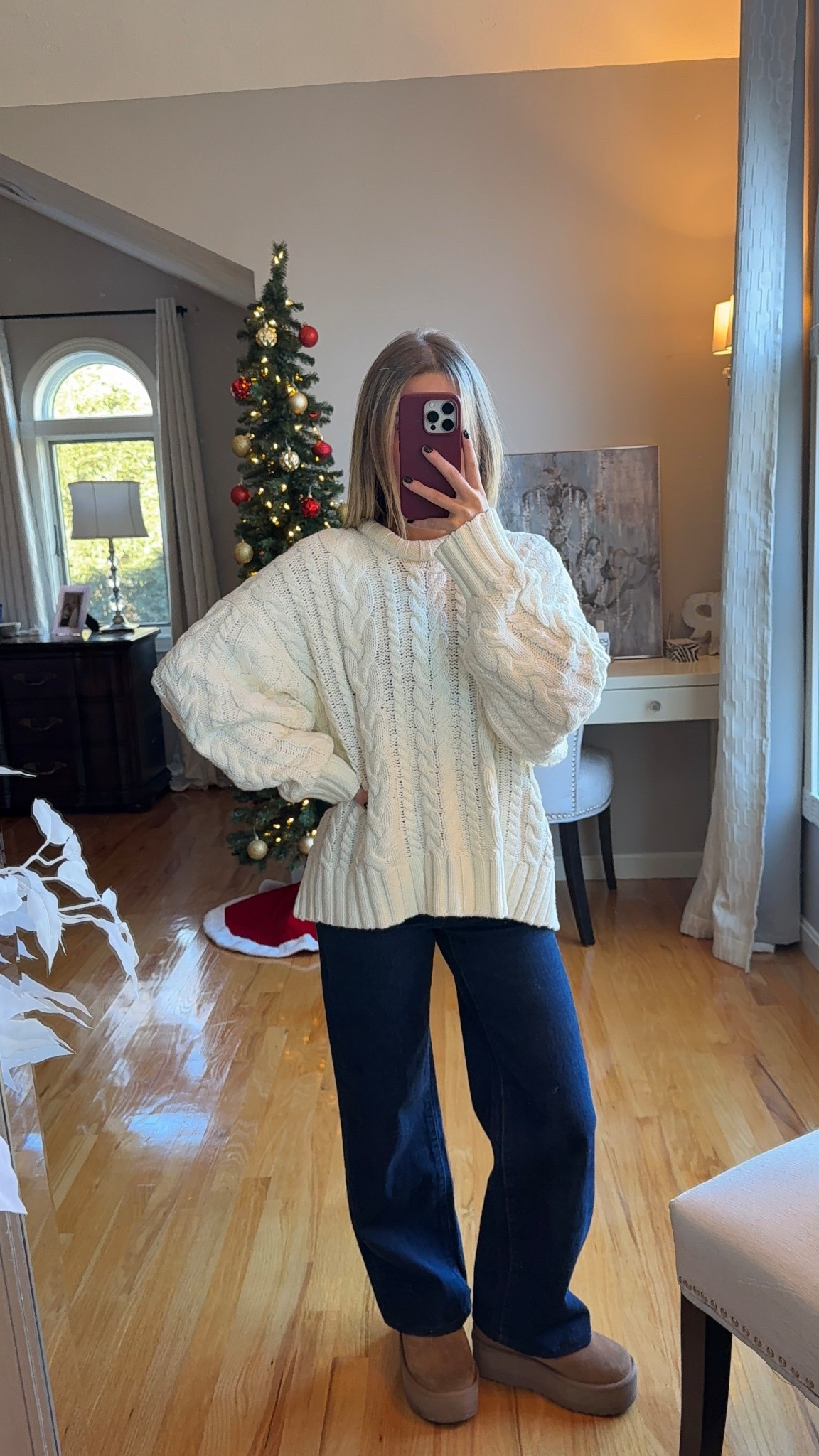 wearing a xs /s in sweater and 23 in jeans!!

#LTKootd #LTKU #LTKHoliday