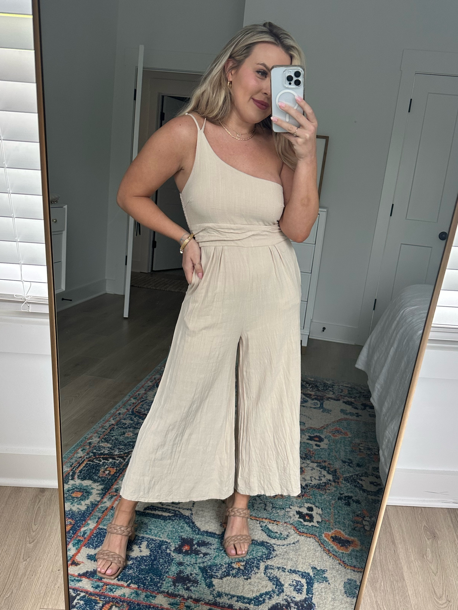 Amazon jumpsuit size small and true to size. #vacationoutfits #springoutfits 