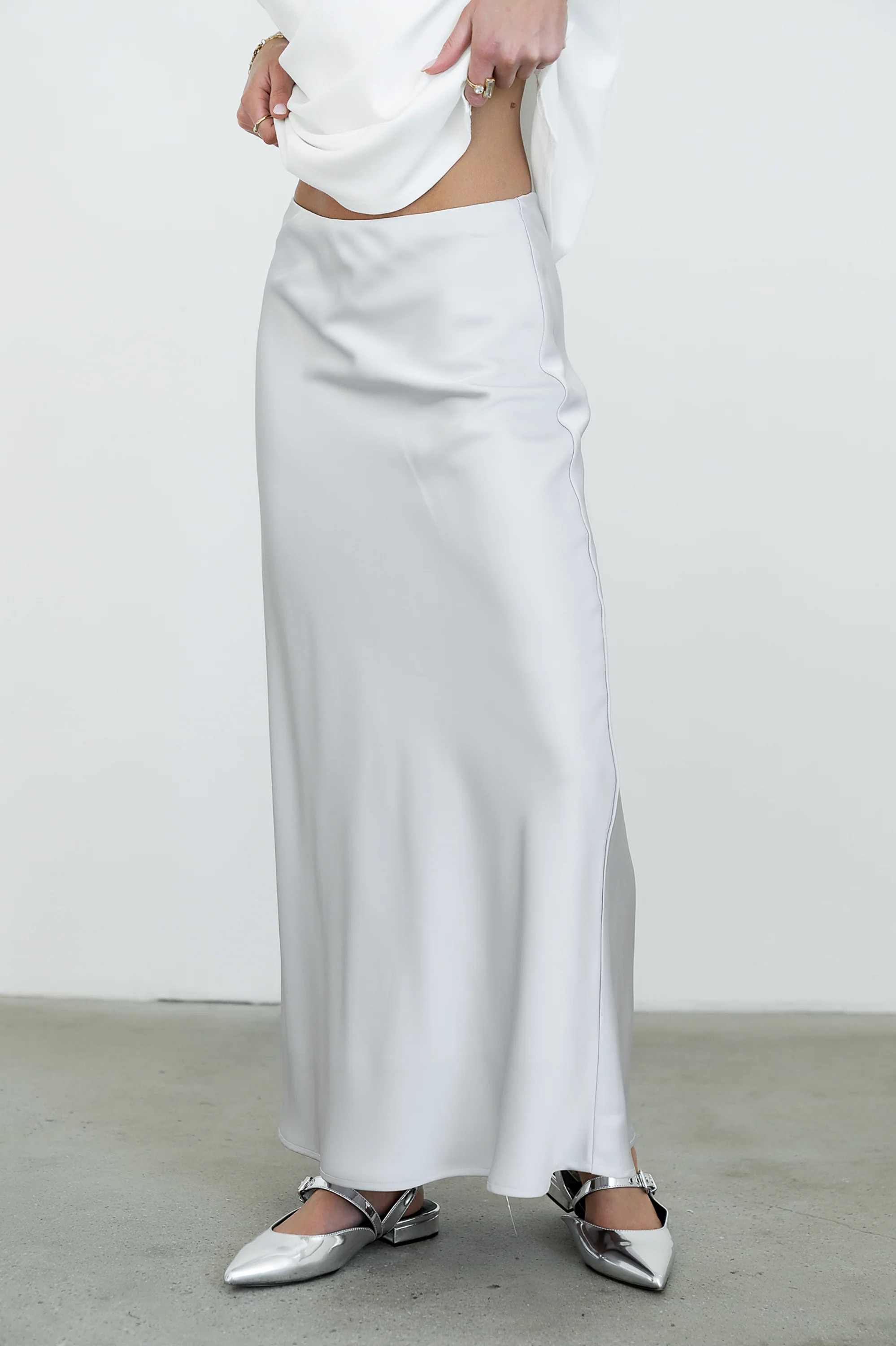 Tory Satin Maxi Skirt in Silver | Böhme US