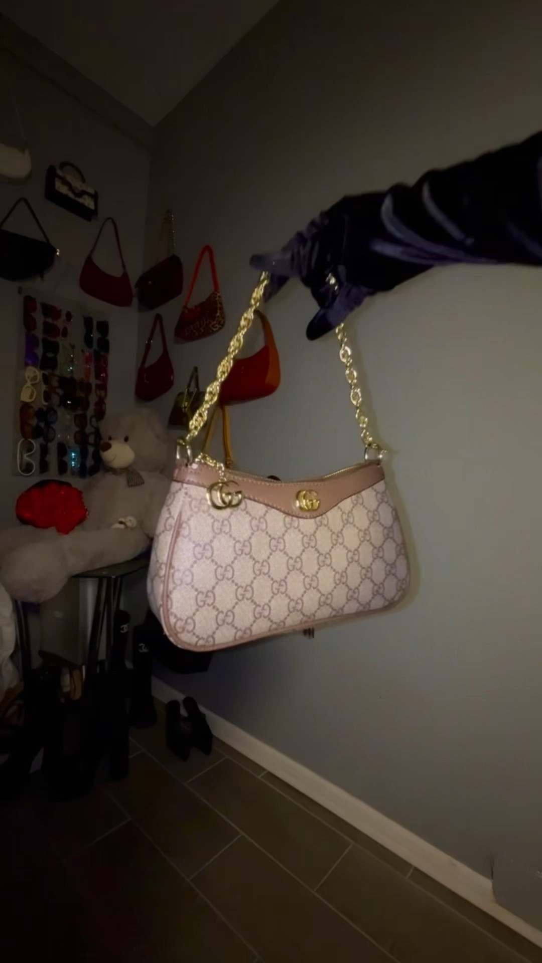 Link➡️ https://sale.dhgate.com/pir7gn61 • the bag that goes with everything
#ltkbags #ltkstyle #ltkfinds #ltkeveryday #ltkluxuryvibes

#LTKgrwm #LTKootd #LTKSaleAlert