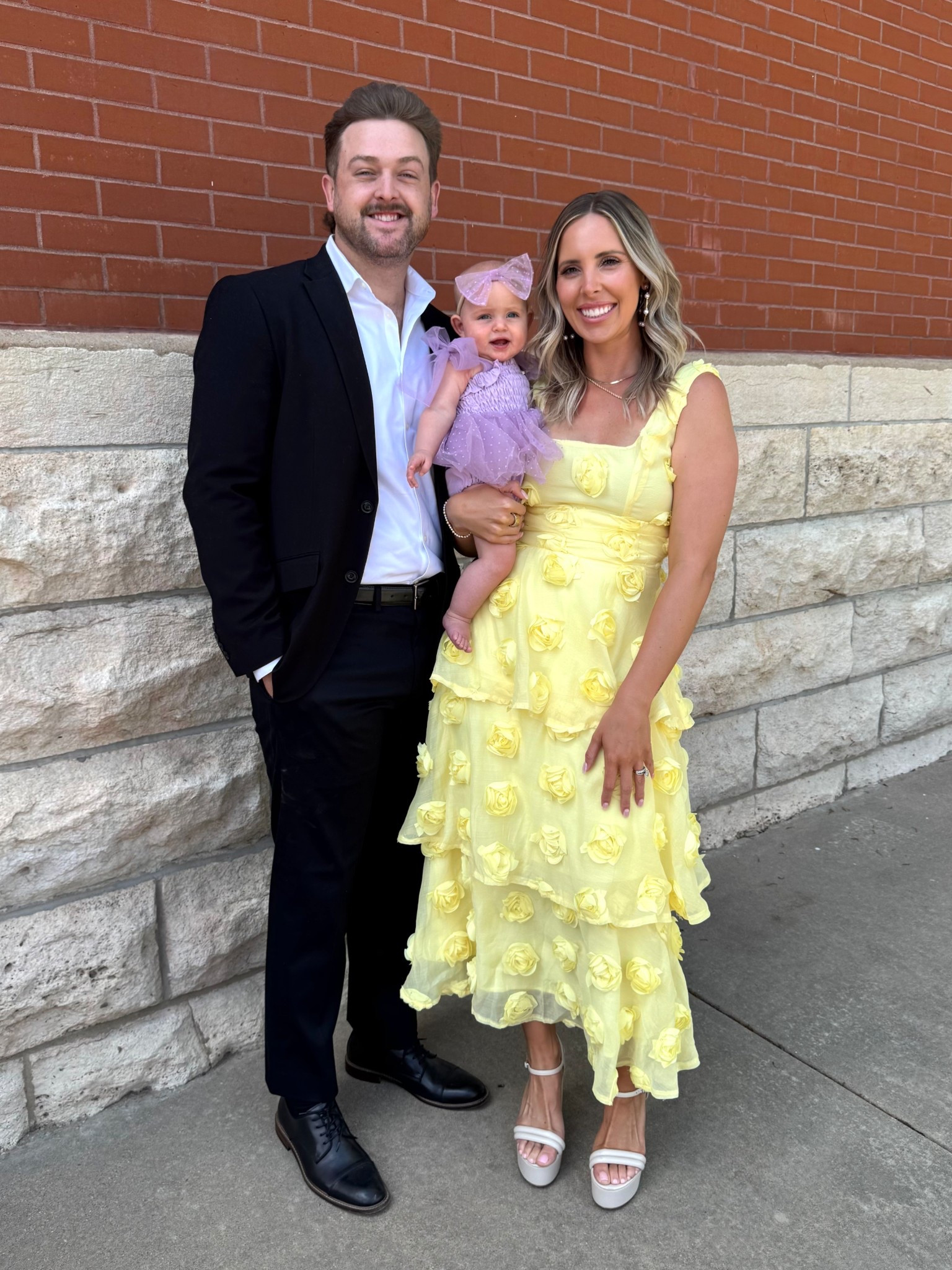 Fun wedding guest dress! Wearing size small