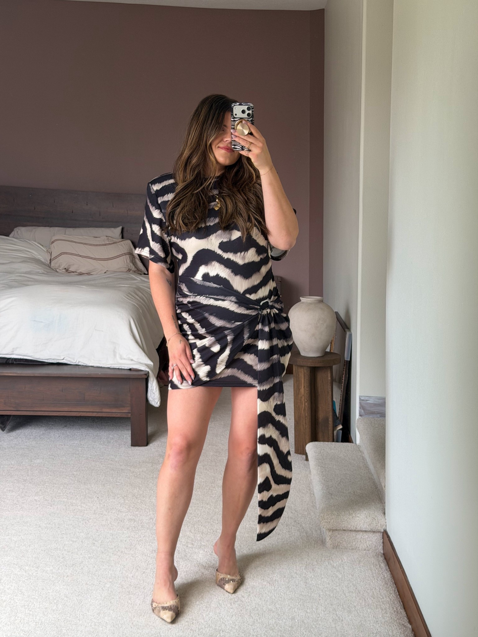 Amazon special event dress size XL!
Think wedding guest dress, gala, date night. 

All thick tummy approved!

Size 12, size 14
