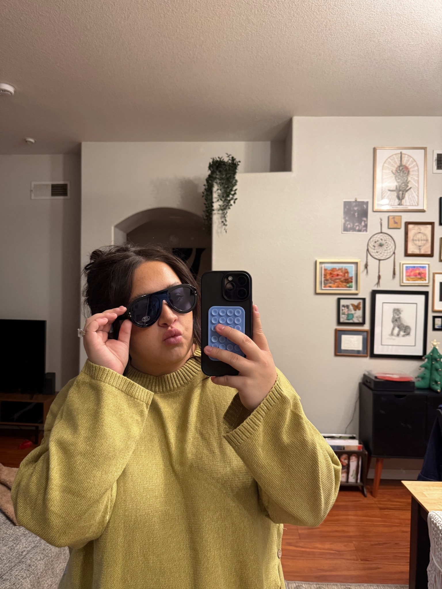 Sunnies 

#LTKMidsize #LTKPlusSize #LTKootd
