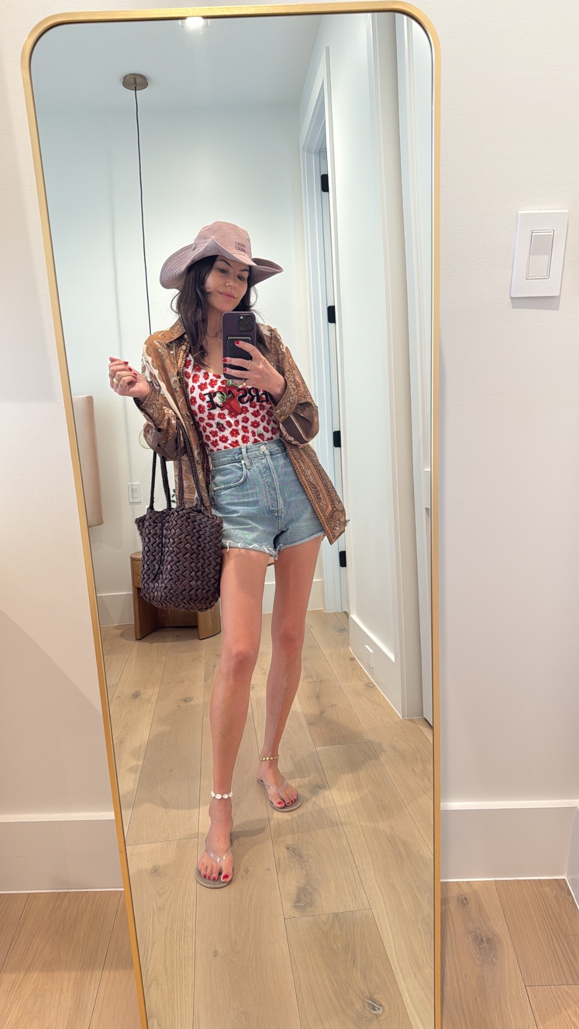 Beach day look🤍

Women’s fashion, summer fashion, summer outfits, summer outfit inspo, summer ootd, trendy fashion, chic style, mom fashion, Miami fashion 


#LTKStyleTip #LTKSeasonal #LTKOver40
