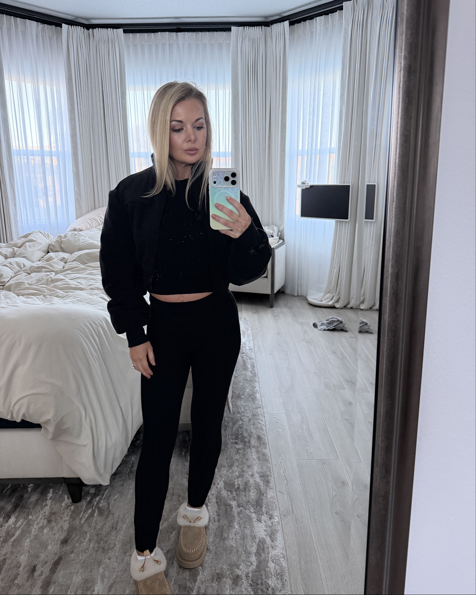 Cozy NYE ootd

#LTKootd #LTKmomlife #LTKHoliday